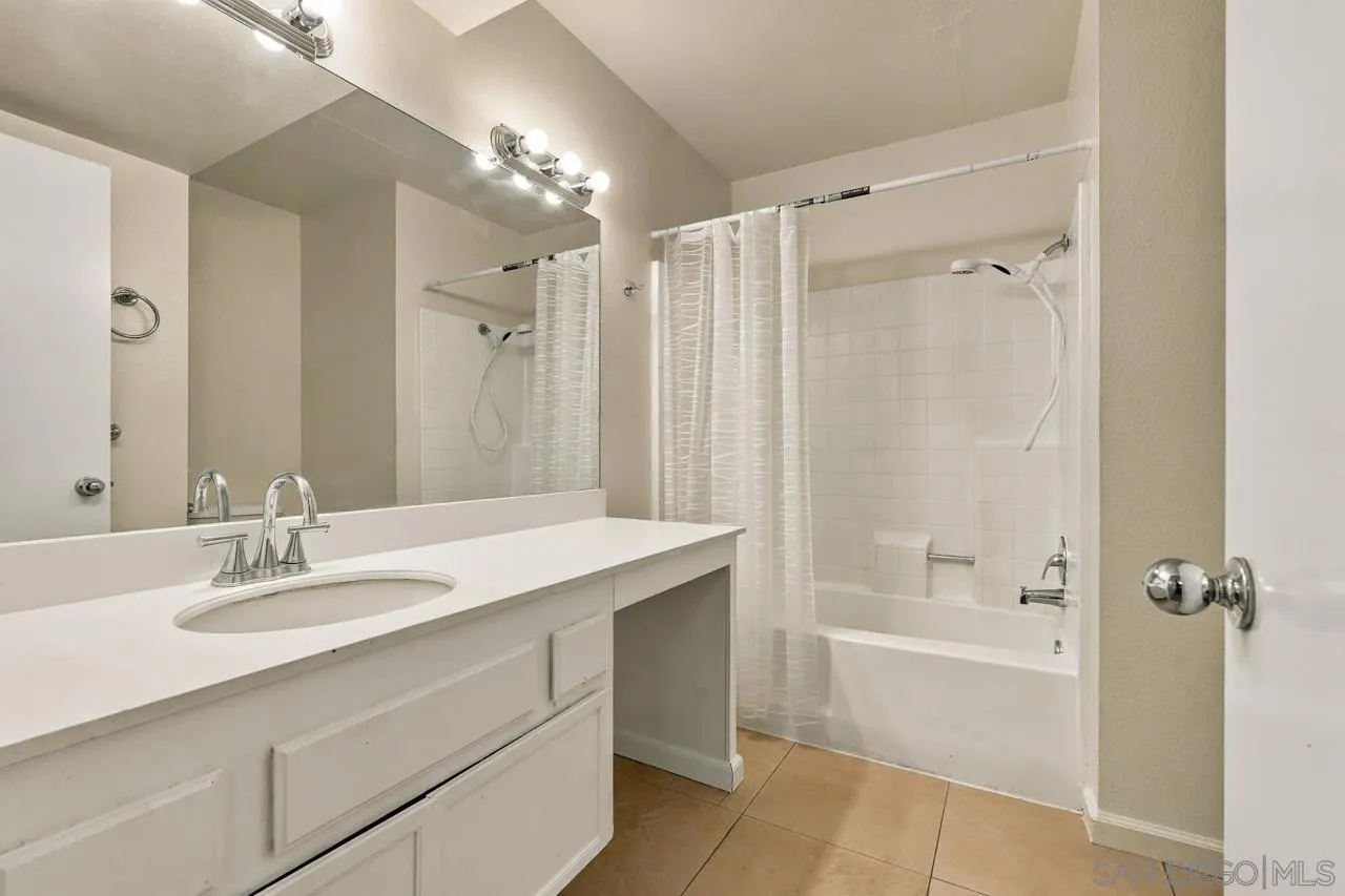 https://cdn.realtyfeed.com/cdn/127/260025026/2debf7ed63d6d3541e7a9ccabad8abcc.webp