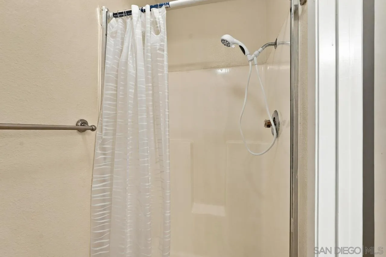 https://cdn.realtyfeed.com/cdn/127/260025026/65673291246971bc4314db8abe833be1.webp