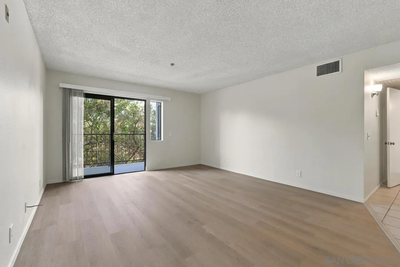 https://cdn.realtyfeed.com/cdn/127/260025026/65b10dd77a6e3f6858f8f928b406fdaa.webp