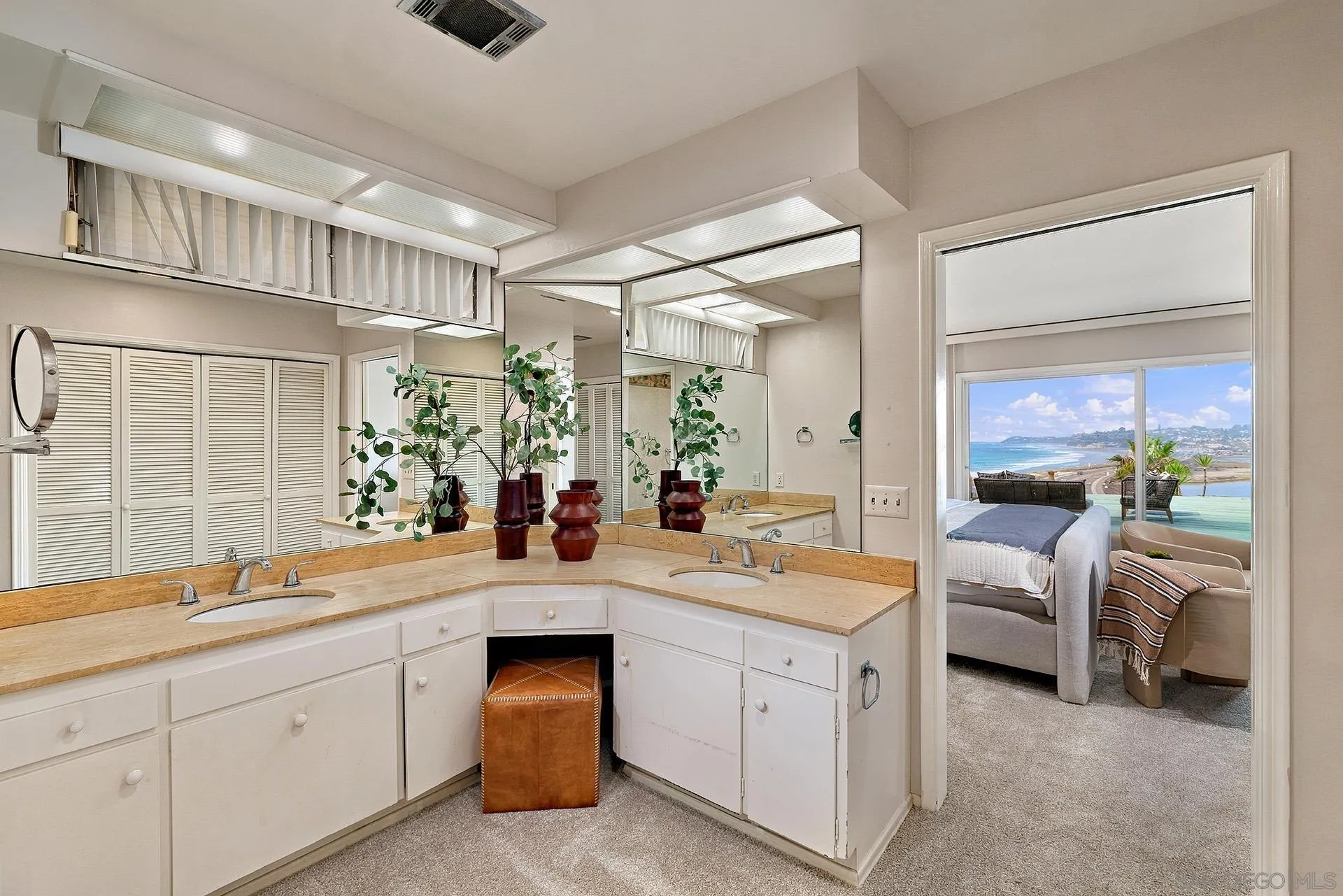 658 Circle Drive, Solana Beach, CA 92075, photo 12