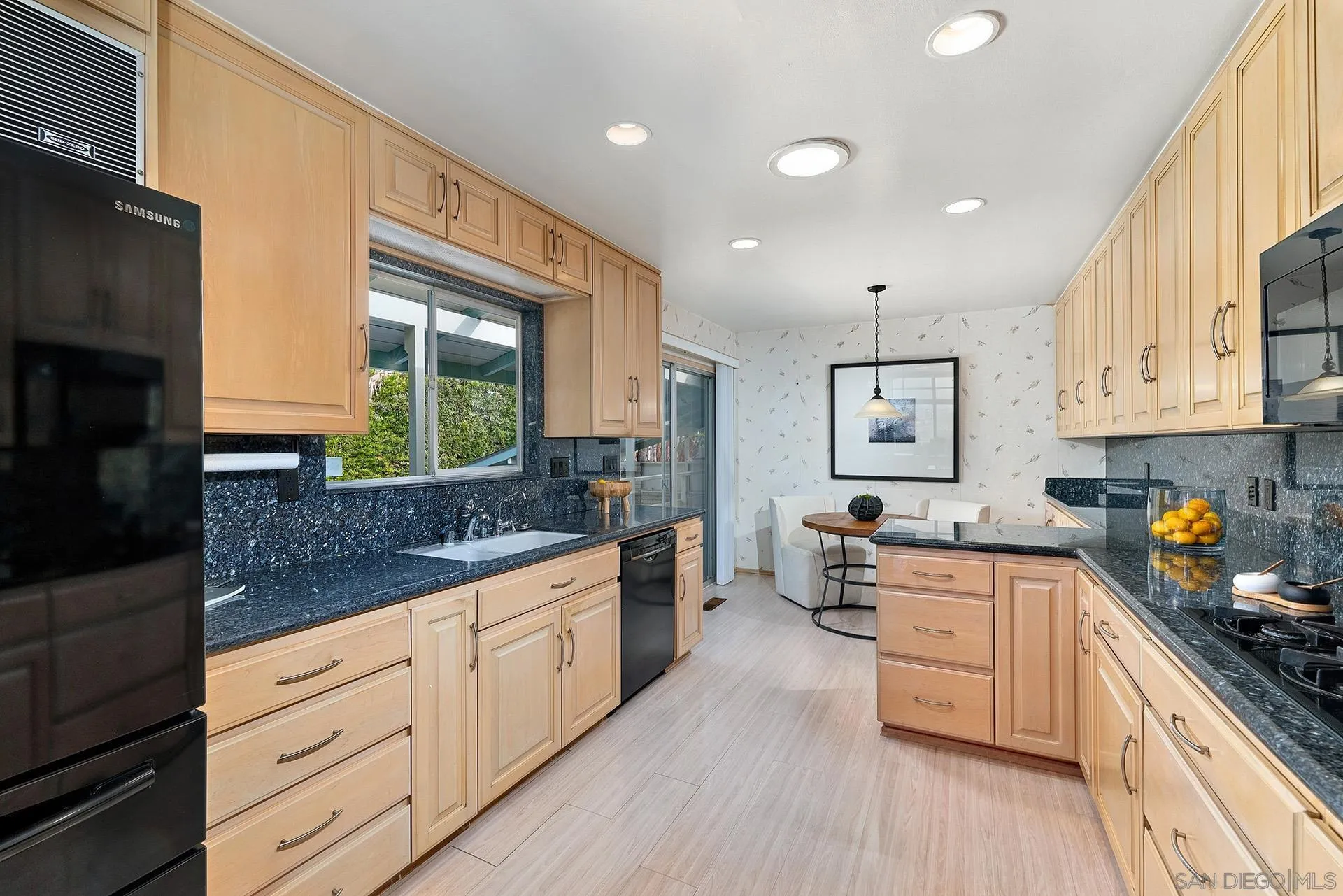 658 Circle Drive, Solana Beach, CA 92075, photo 7