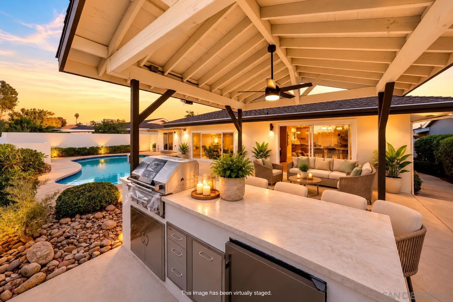 https://cdn.realtyfeed.com/cdn/127/260025056/8798ebd68222f09121d68385906707b7.webp