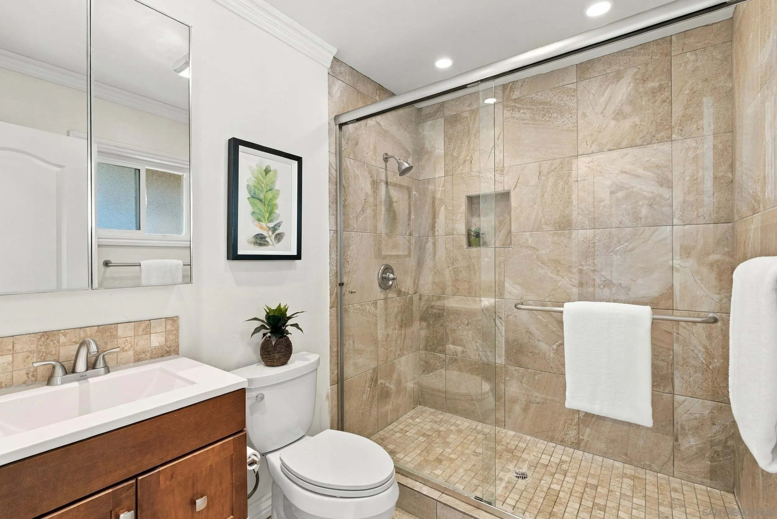 https://cdn.realtyfeed.com/cdn/127/260025073/aeee66d405488ec0449b0b145fbe7b9c.webp