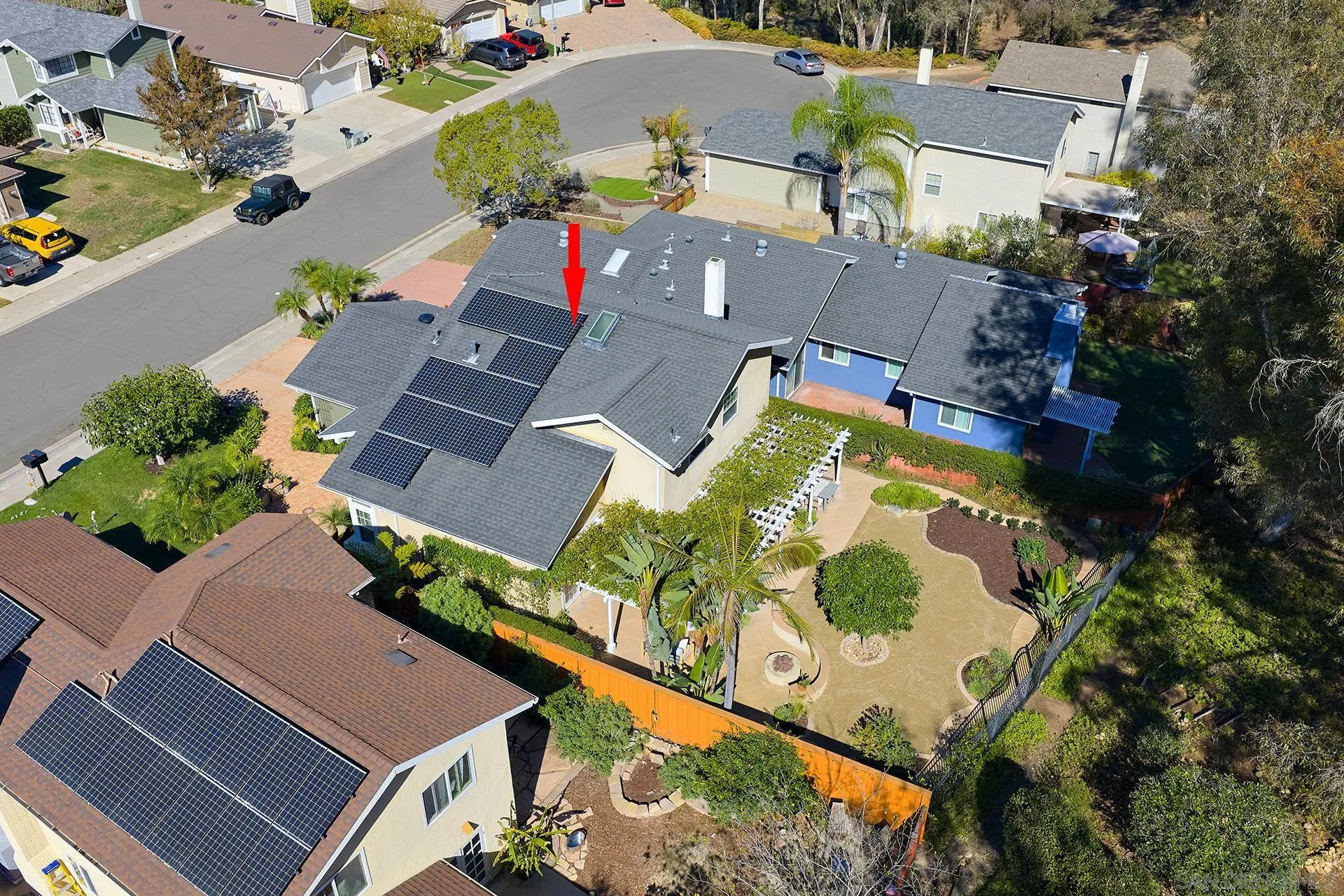 https://cdn.realtyfeed.com/cdn/127/260025080/483e63baac2b7d028ae31c48a3980fba.webp