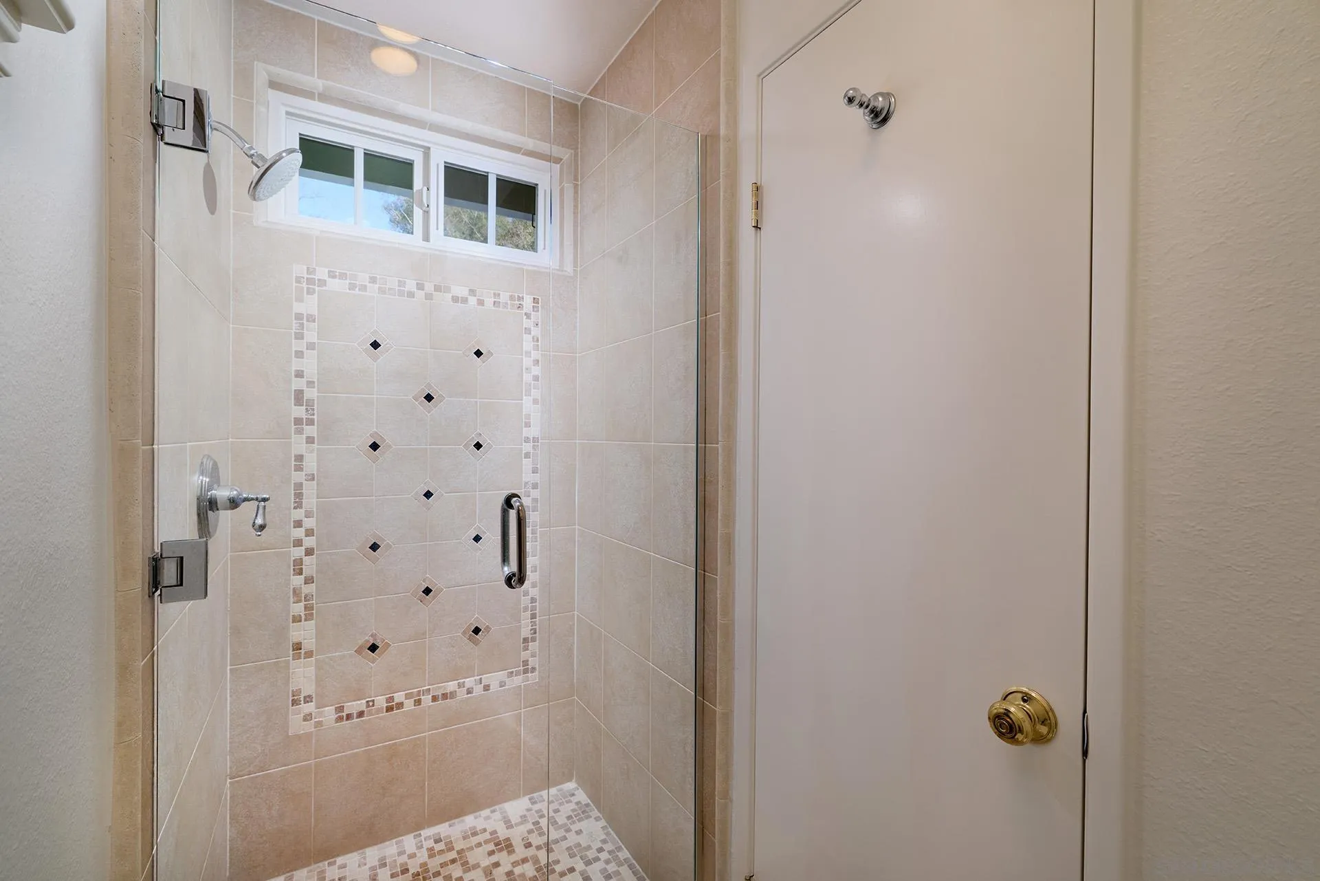 https://cdn.realtyfeed.com/cdn/127/260025080/756094f021635deb75ce6bd14cc6e322.webp