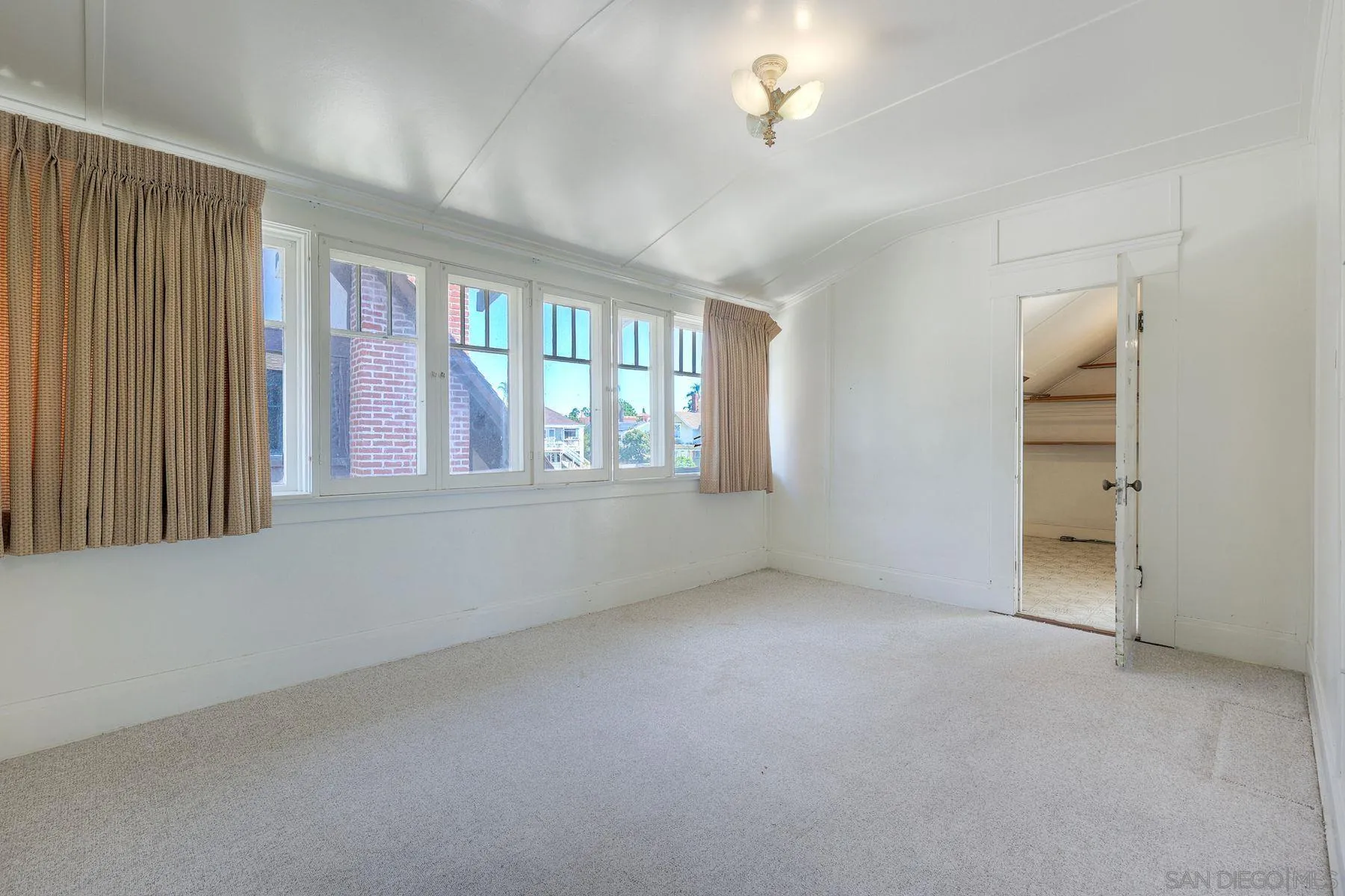 2450 A st, San Diego, CA 92102, photo 32