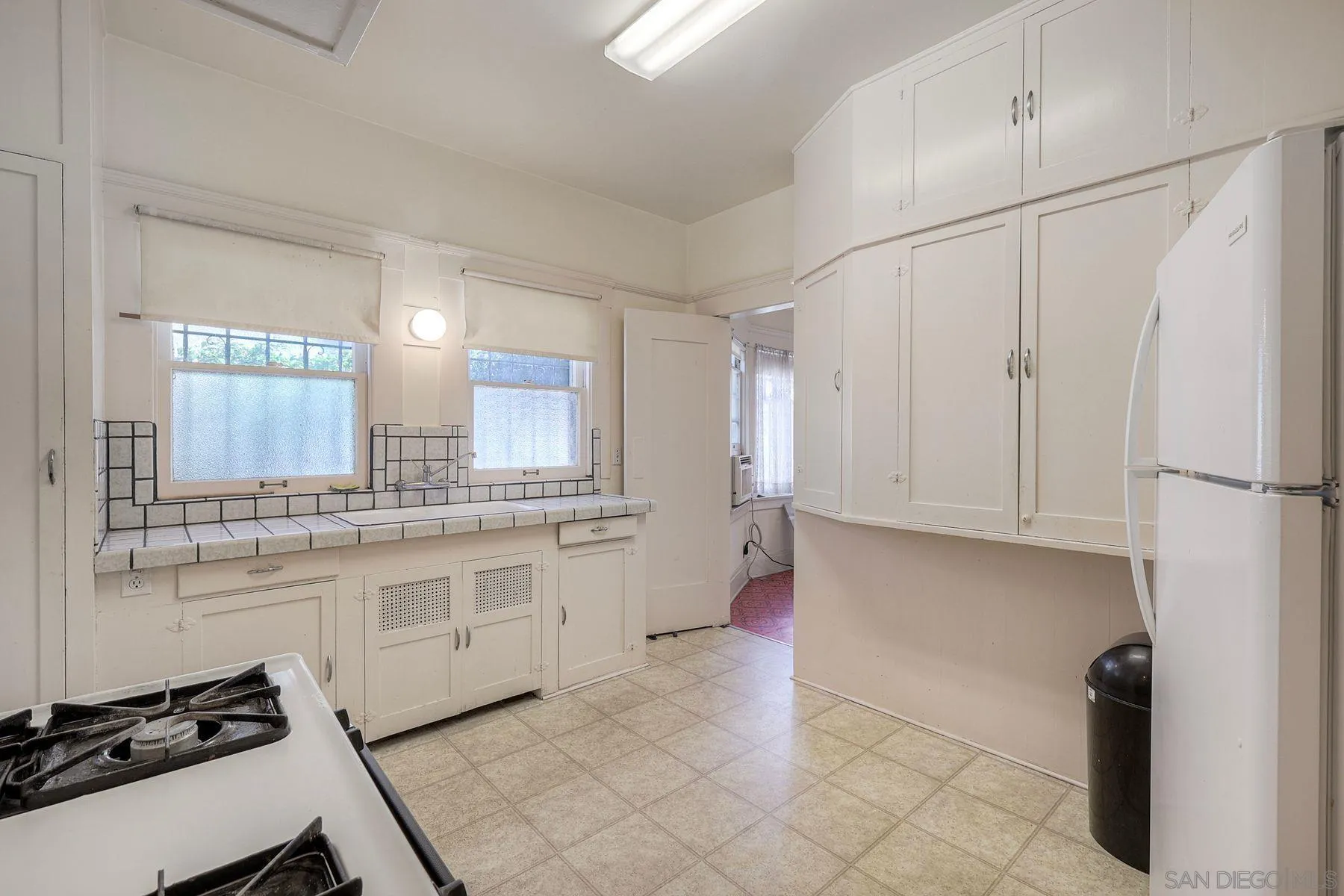2450 A st, San Diego, CA 92102, photo 25