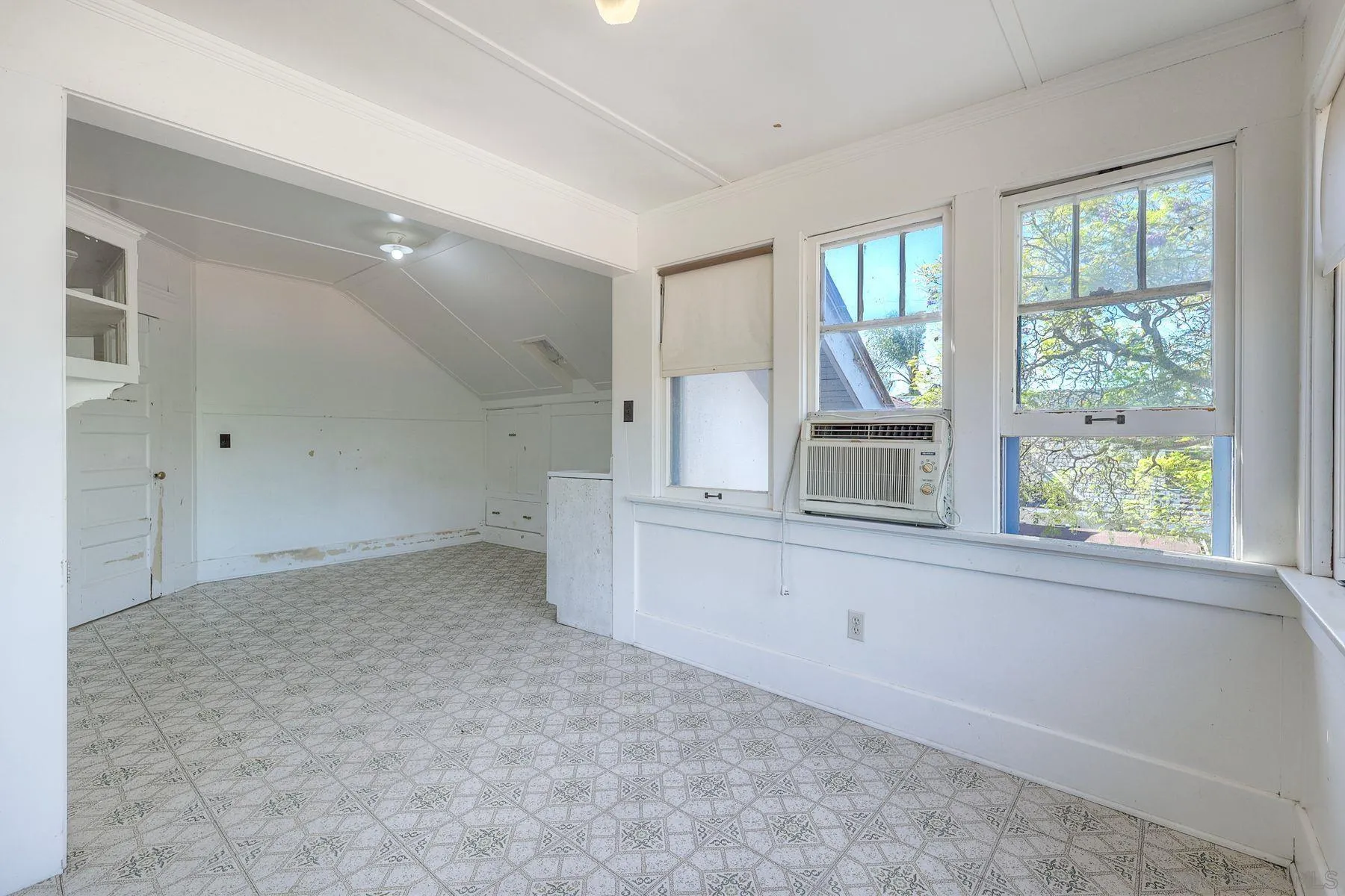 2450 A st, San Diego, CA 92102, photo 31