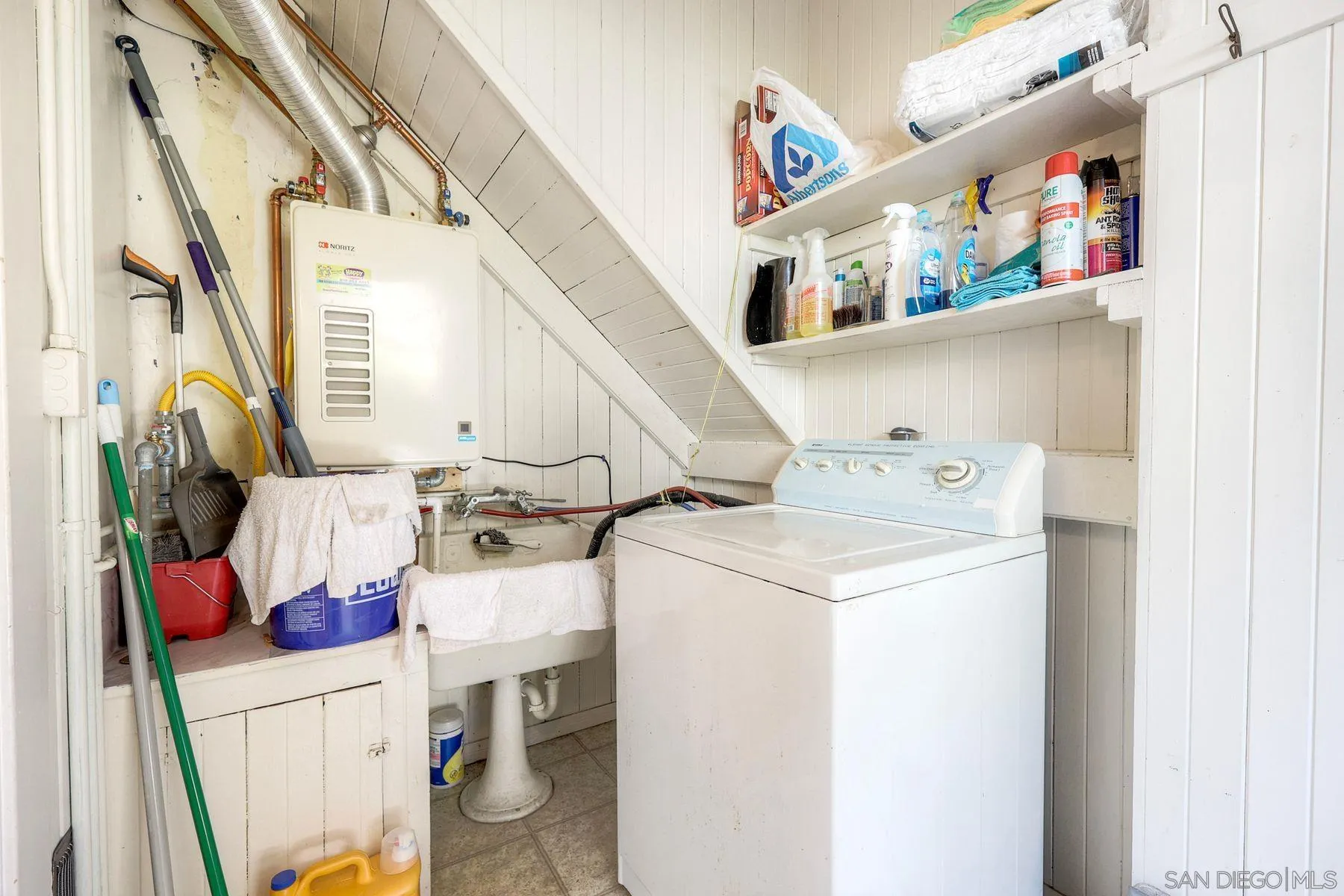 2450 A st, San Diego, CA 92102, photo 46