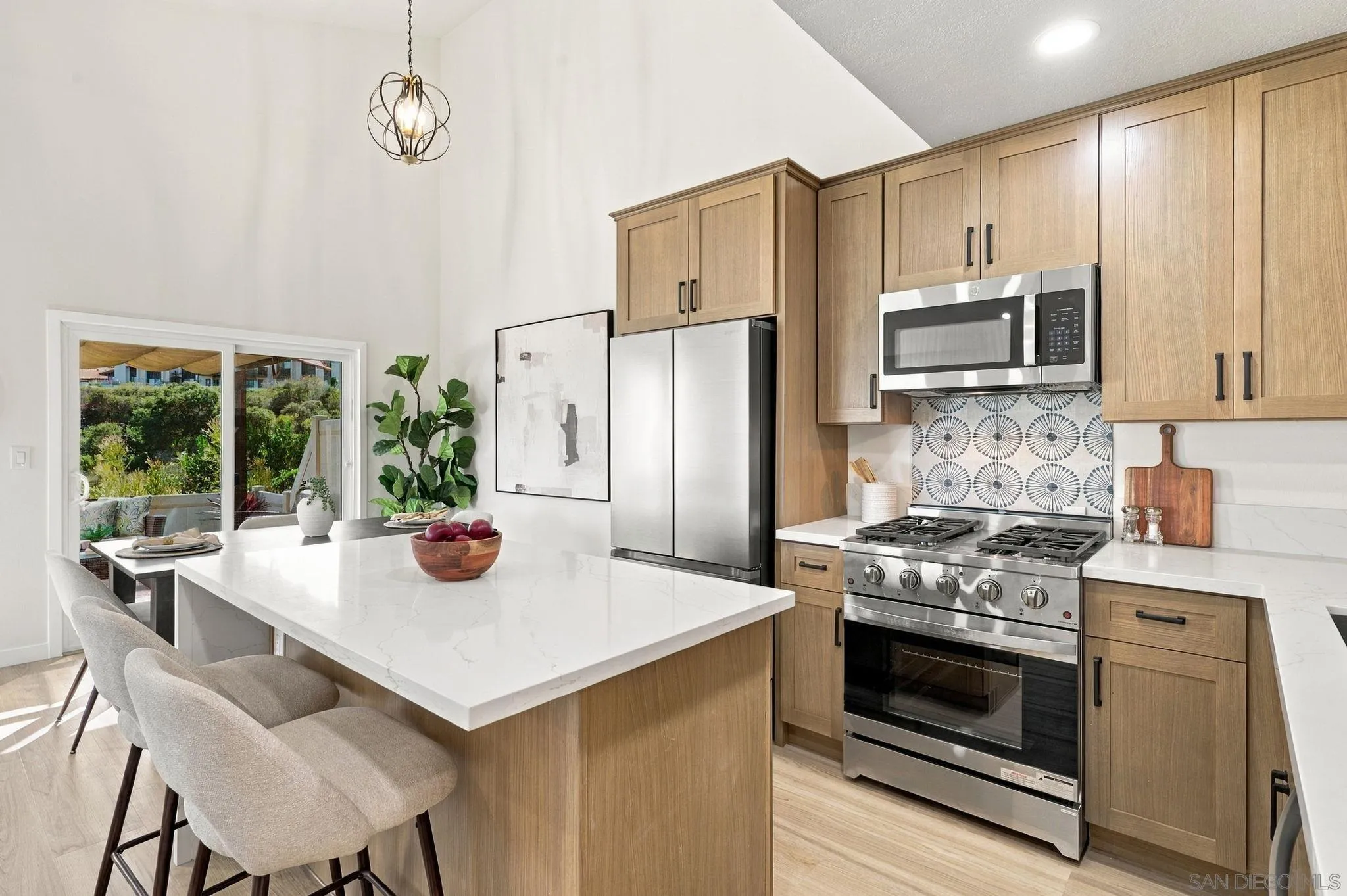 https://cdn.realtyfeed.com/cdn/127/260025087/557a663ede0da37e5bb503894c7d2ab3.webp
