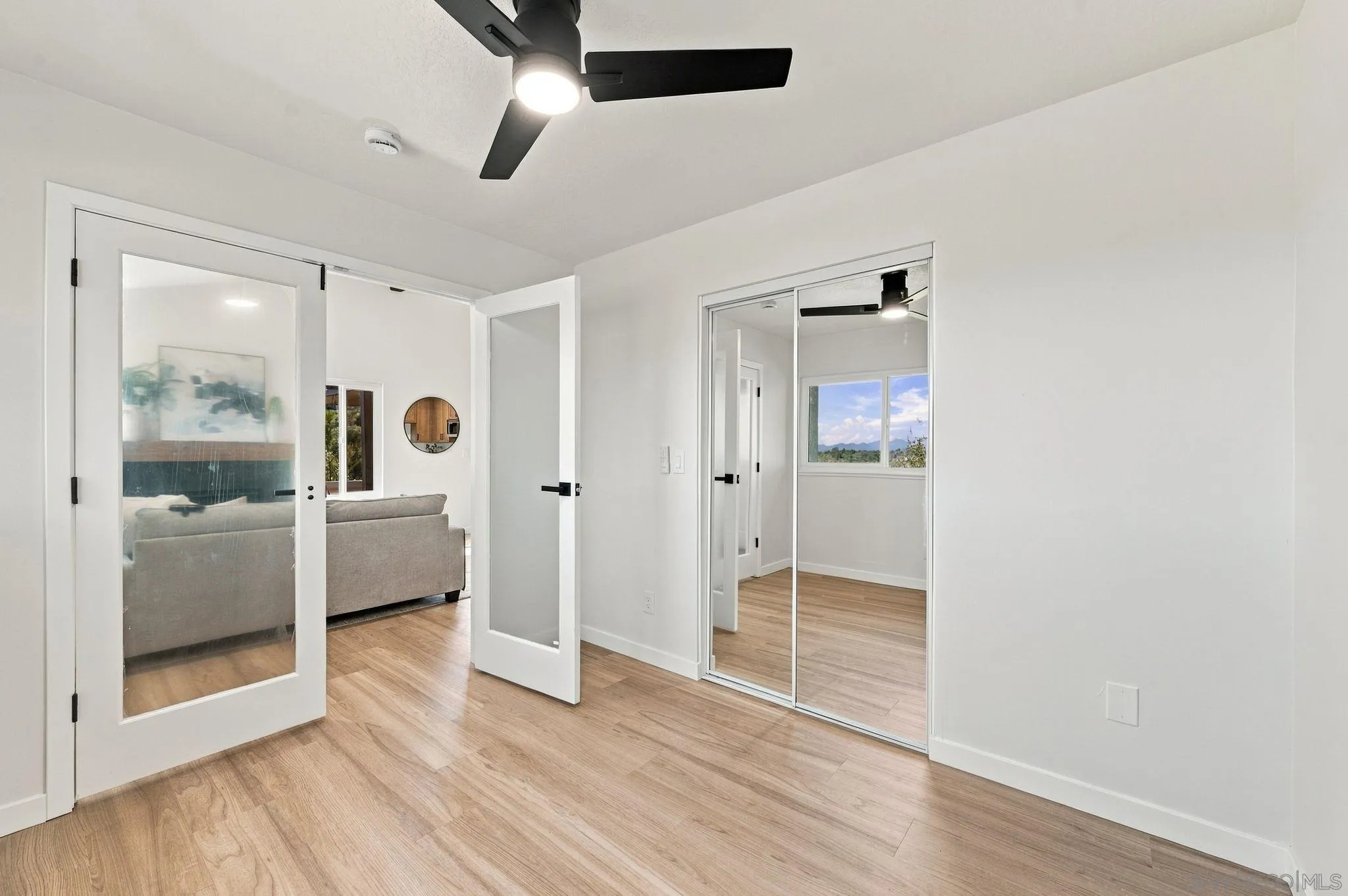 https://cdn.realtyfeed.com/cdn/127/260025087/a75f9ac6291bc796eae16d3572aa75e2.webp