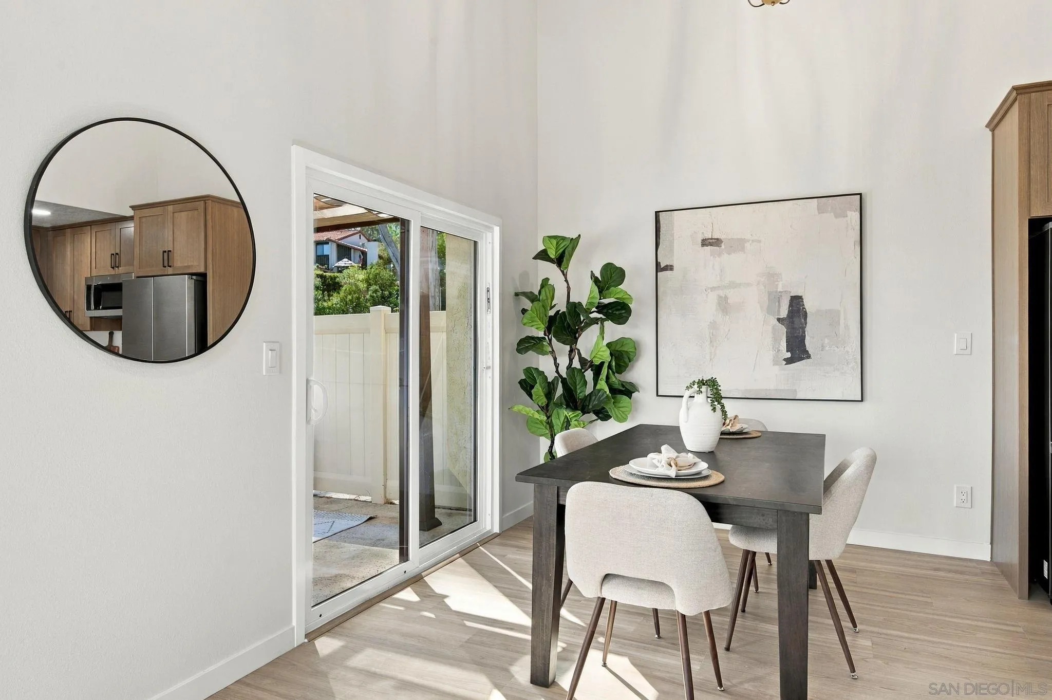 https://cdn.realtyfeed.com/cdn/127/260025087/ba762bc704615c43bfea206a4820f059.webp