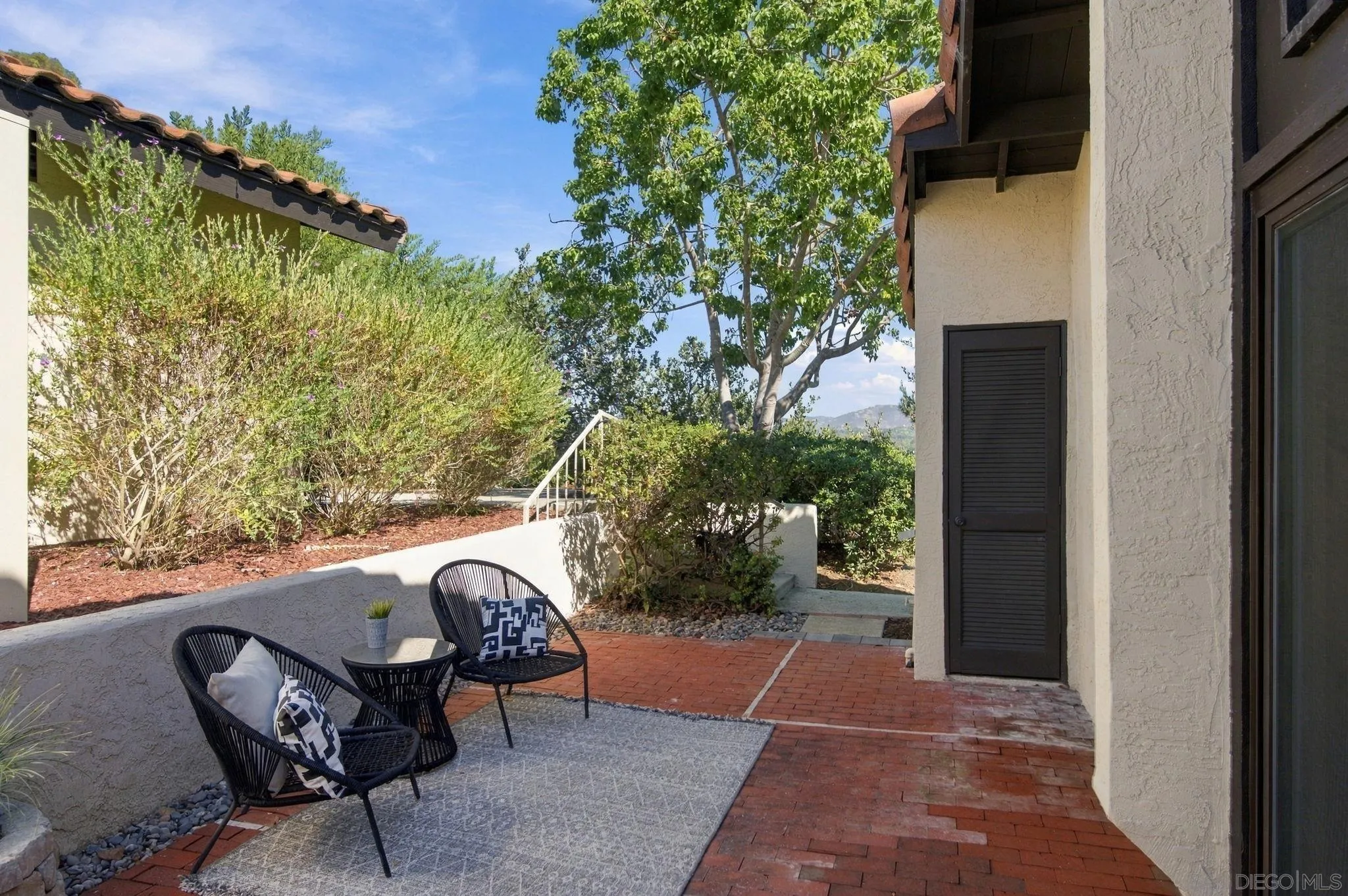 https://cdn.realtyfeed.com/cdn/127/260025087/c86bf04b9f7f01a9754bc5dd0b55bcd1.webp