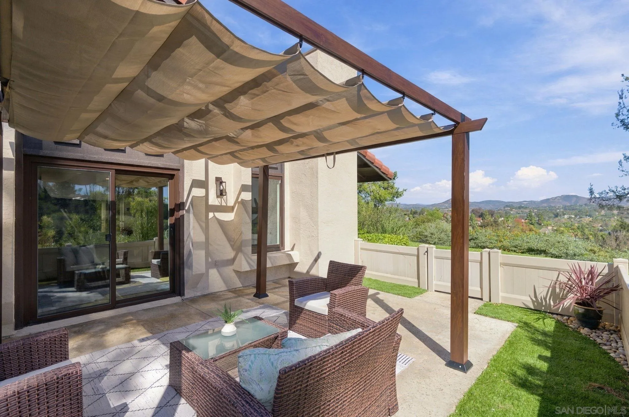 https://cdn.realtyfeed.com/cdn/127/260025087/f541b2b5ffba2f871e5257eab8c1169a.webp