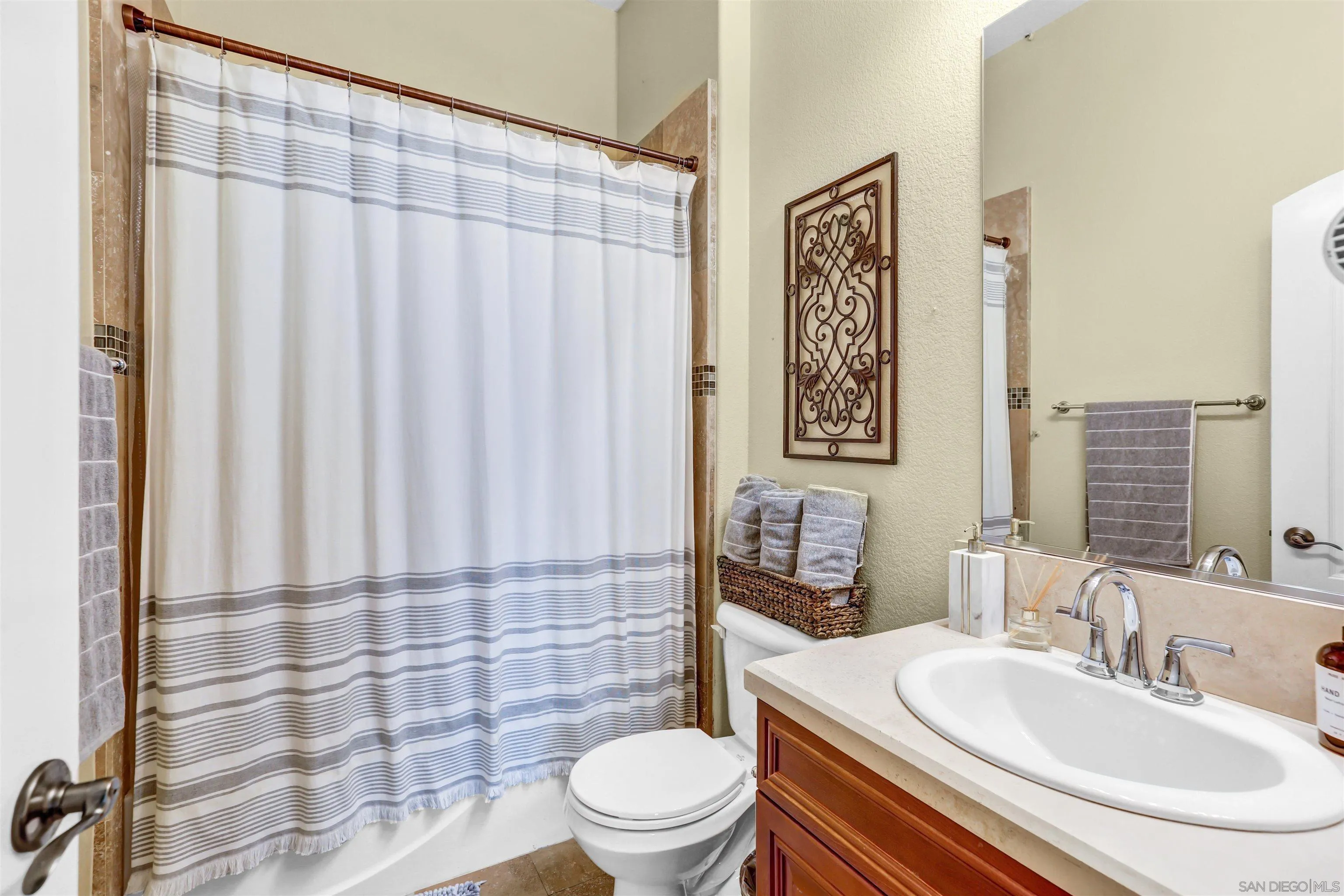 2743 Sadlers Creek, Chula Vista, CA 91914, photo 18