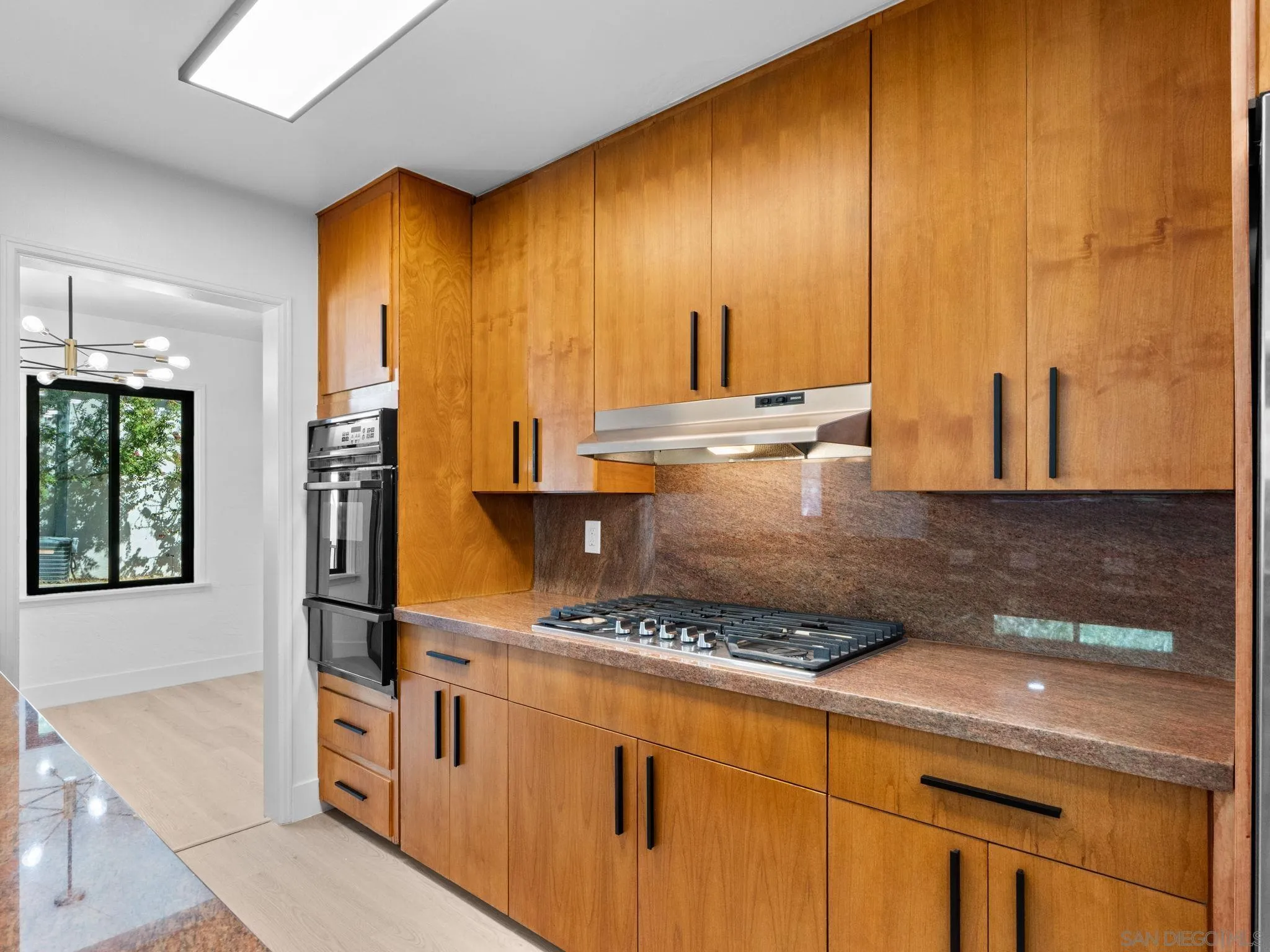 2458 Littleton, El Cajon, CA 92020