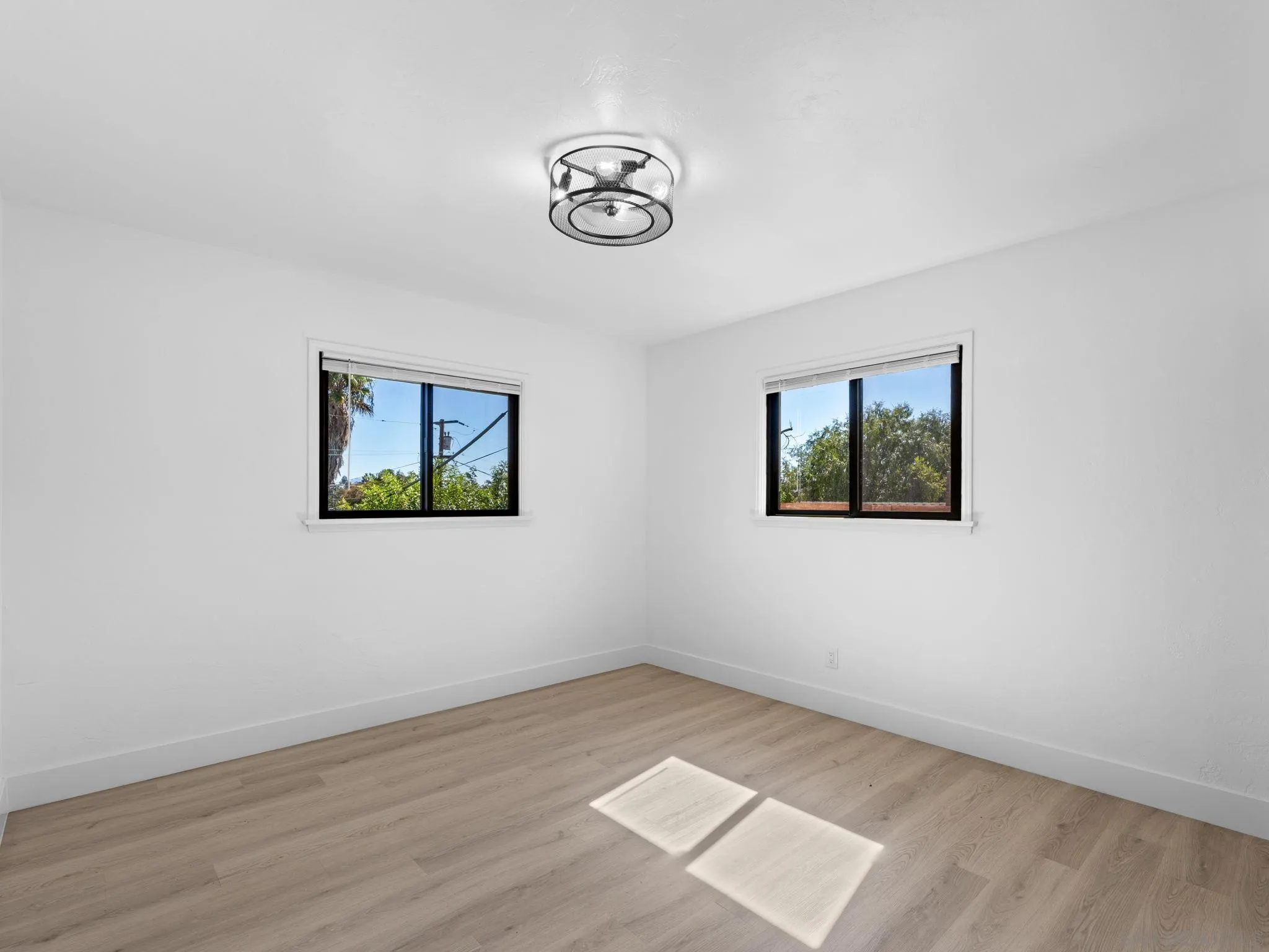 2458 Littleton, El Cajon, CA 92020