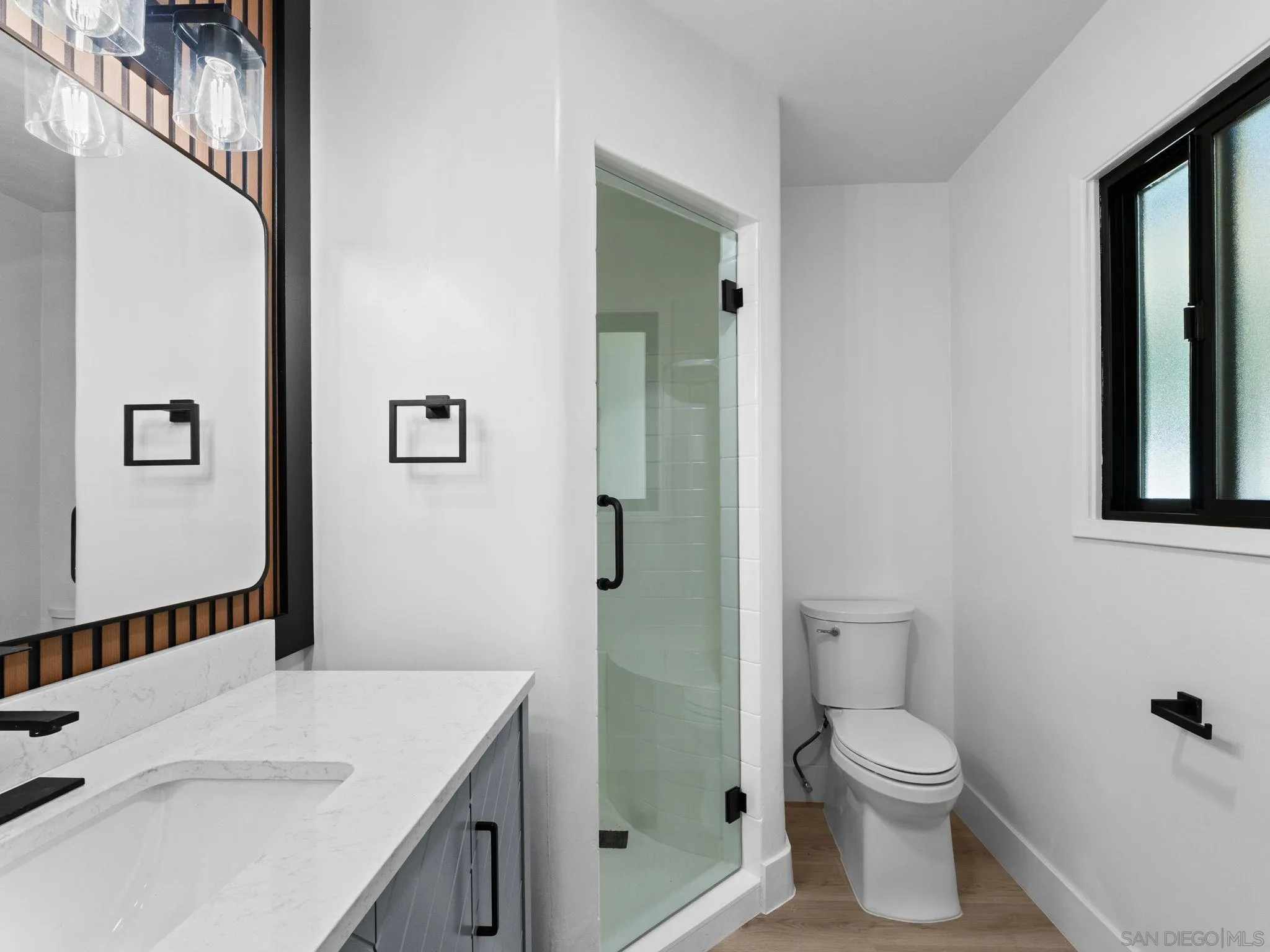 2458 Littleton, El Cajon, CA 92020