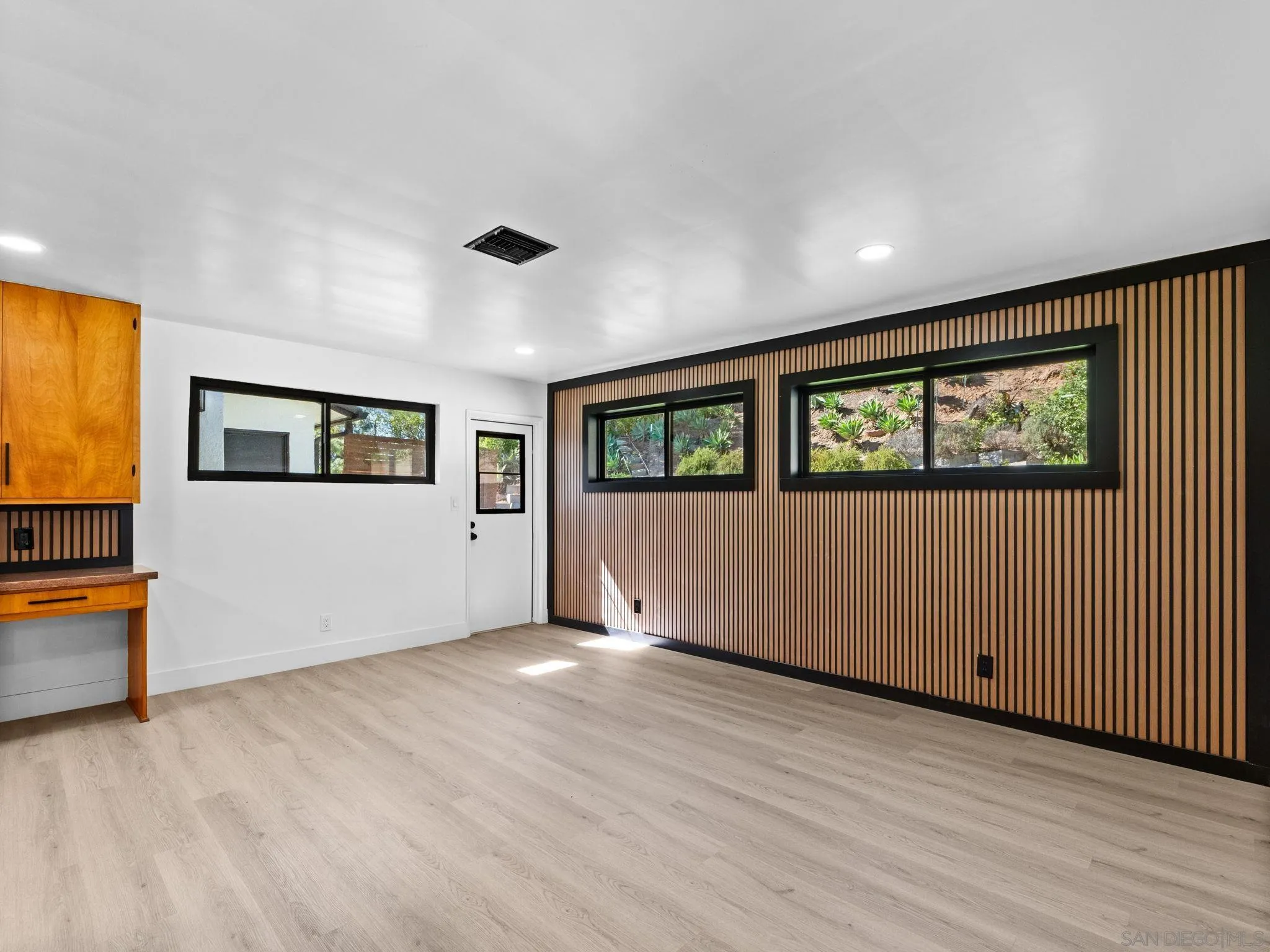 2458 Littleton, El Cajon, CA 92020