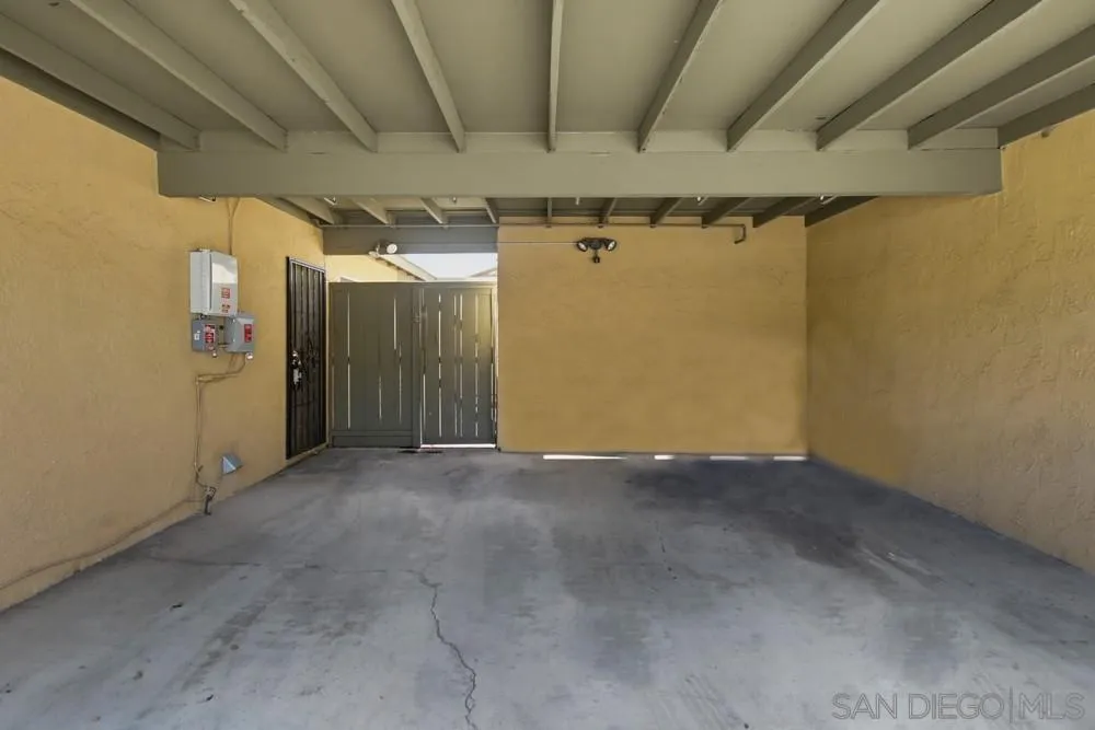 https://cdn.realtyfeed.com/cdn/127/260025097/06205b033a3f77b3fadbcefc9c4a74a0.webp