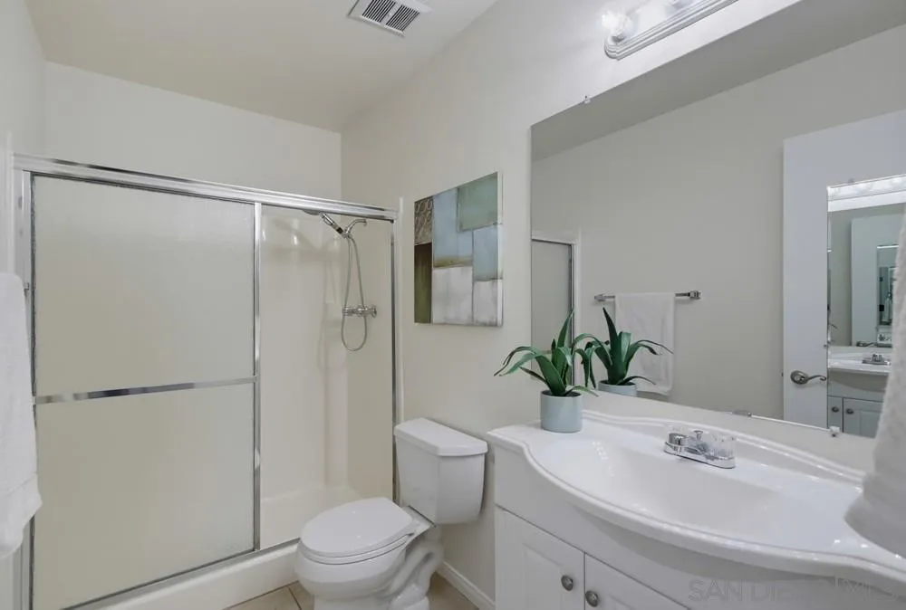 https://cdn.realtyfeed.com/cdn/127/260025097/75bfba7fb9dbc398e94e361973ac08d5.webp