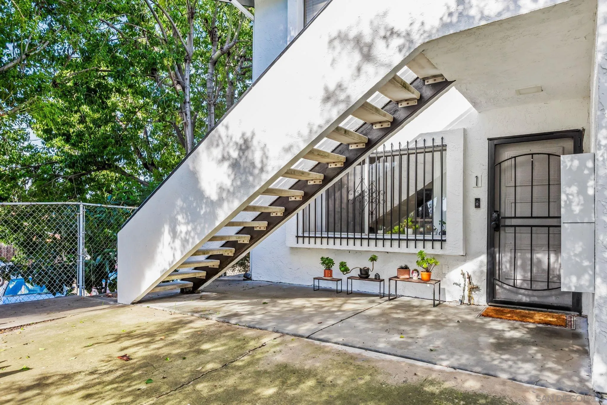 Photo #2: 2600251 Listing: Photo #2