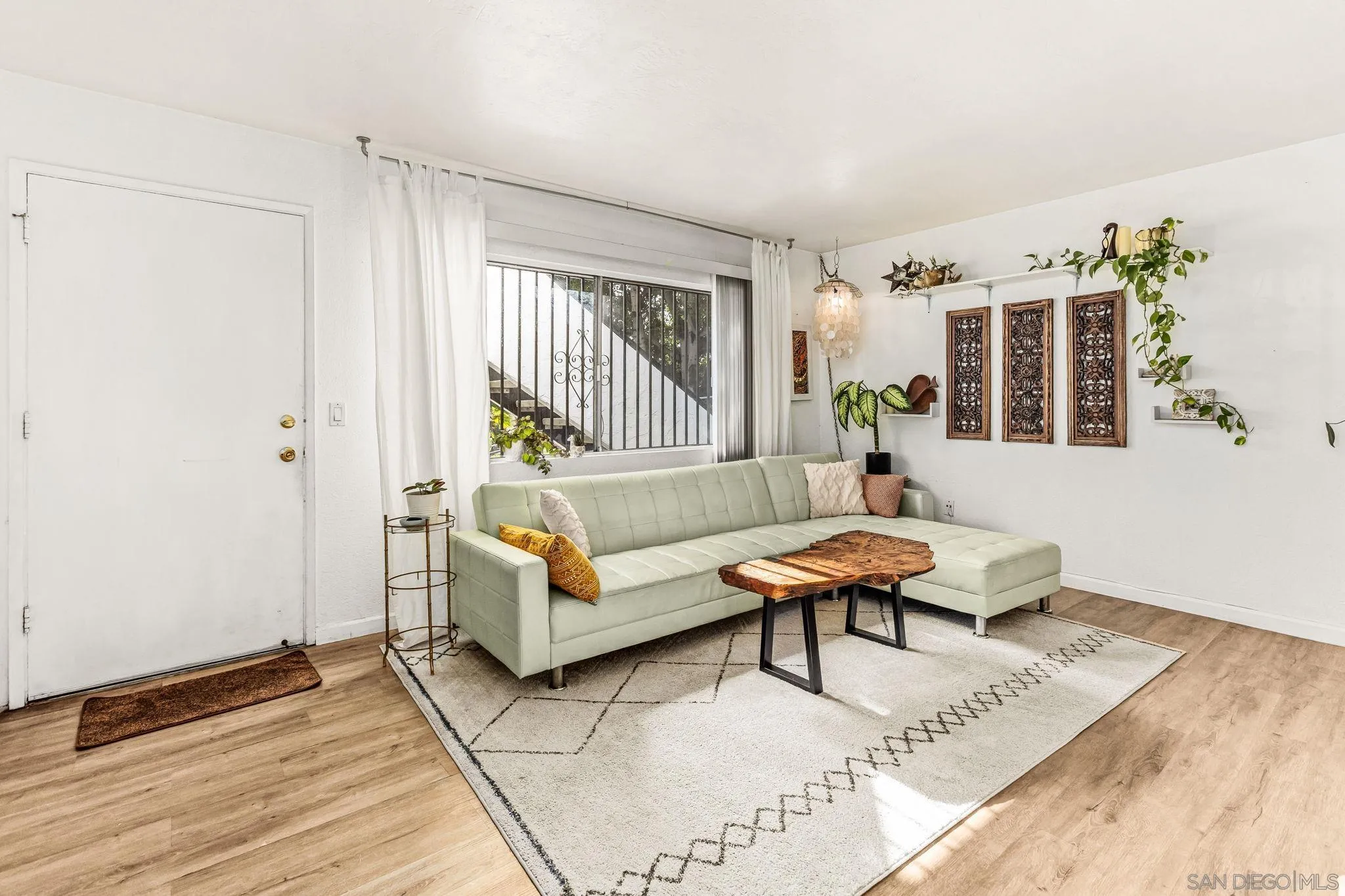 https://cdn.realtyfeed.com/cdn/127/2600251/6e99df2a405a6f3fcb3b27dac1373912.webp