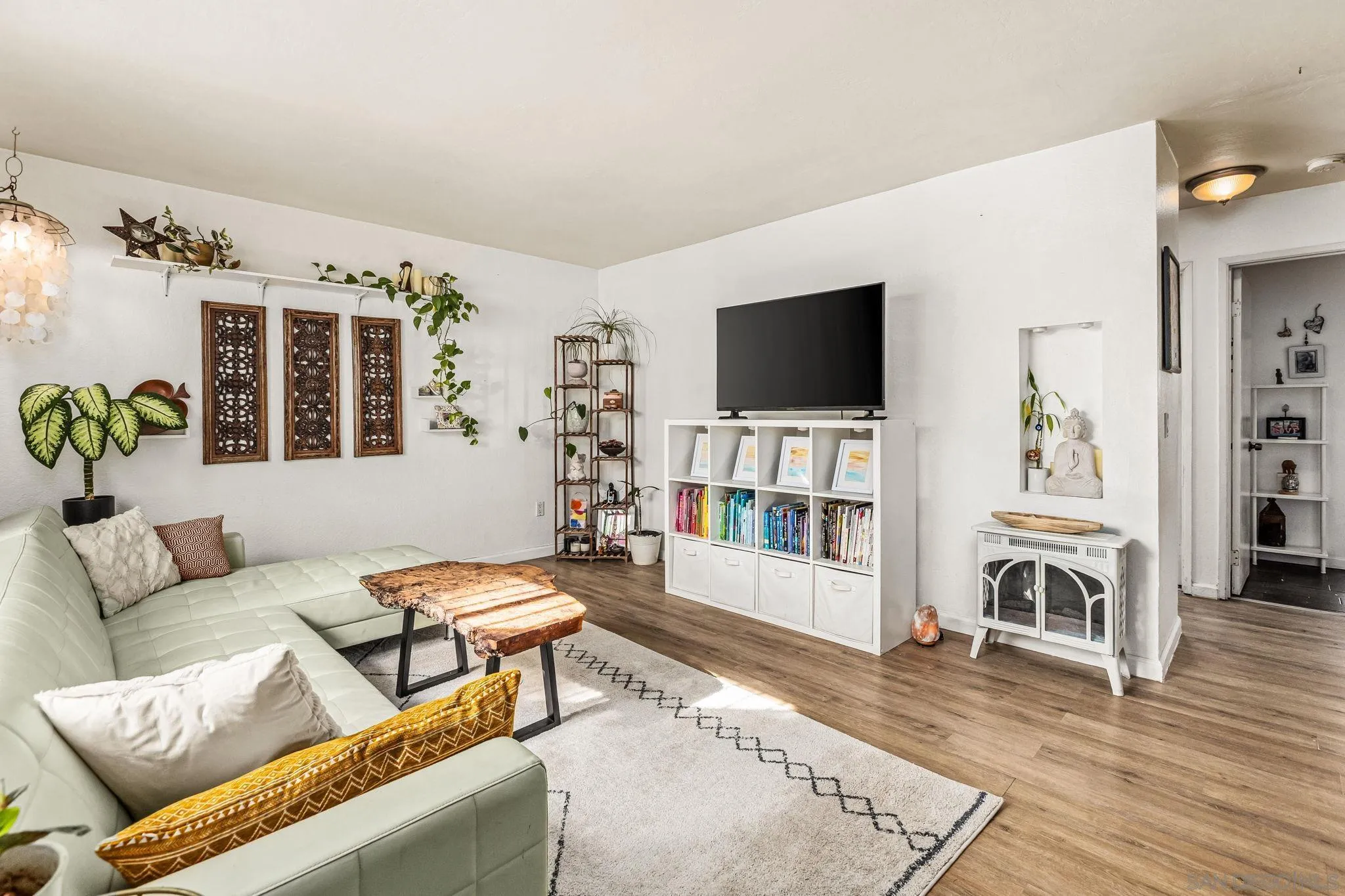 https://cdn.realtyfeed.com/cdn/127/2600251/927eb02fc322990c646b2bd0439866b7.webp