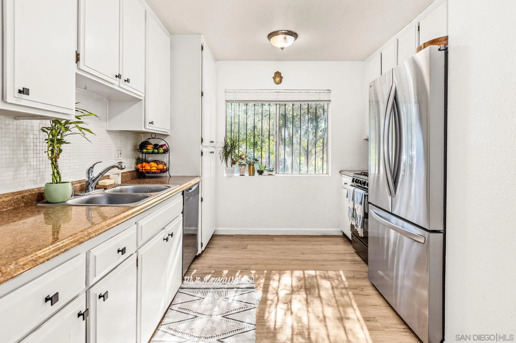 https://cdn.realtyfeed.com/cdn/127/2600251/cccad8c9ad8cc7f47d9bbdfb350b717a.webp