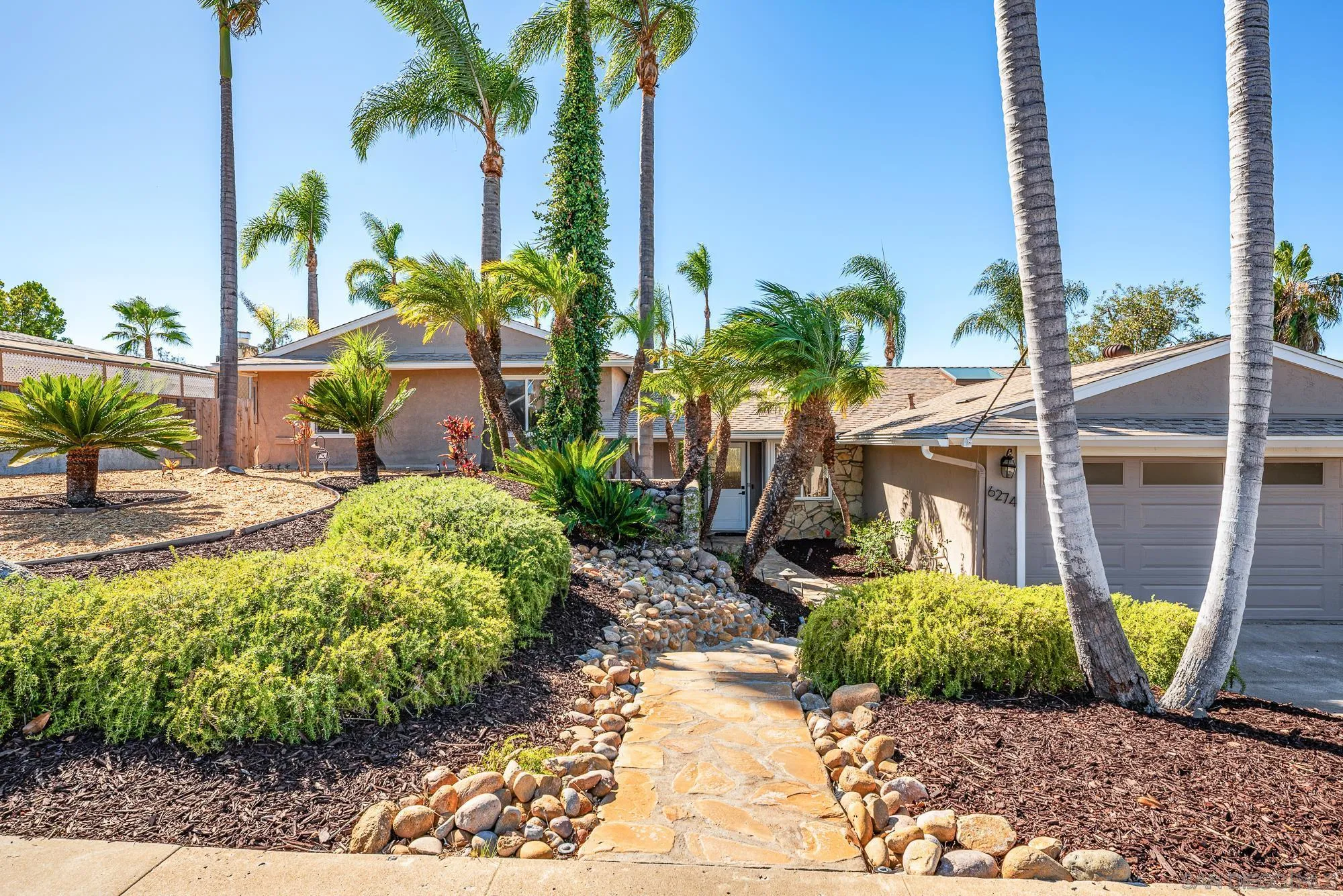 6274 Lake Shore Drive, San Diego, CA 92119 - Photo 4 of 70, San Diego, CA