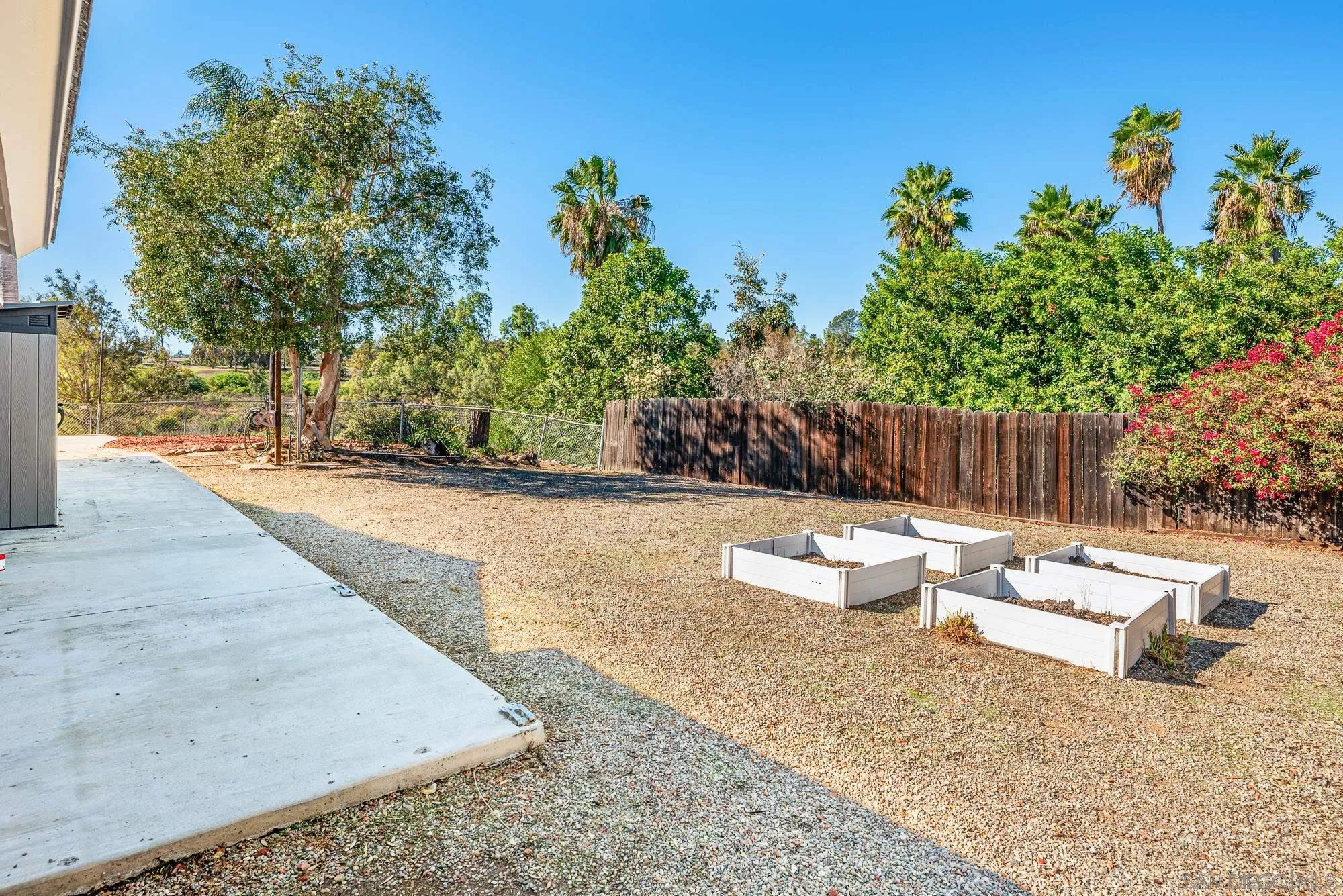 https://cdn.realtyfeed.com/cdn/127/260025103/6a77f88d9c5601f0b3d067a31939cd9d.webp