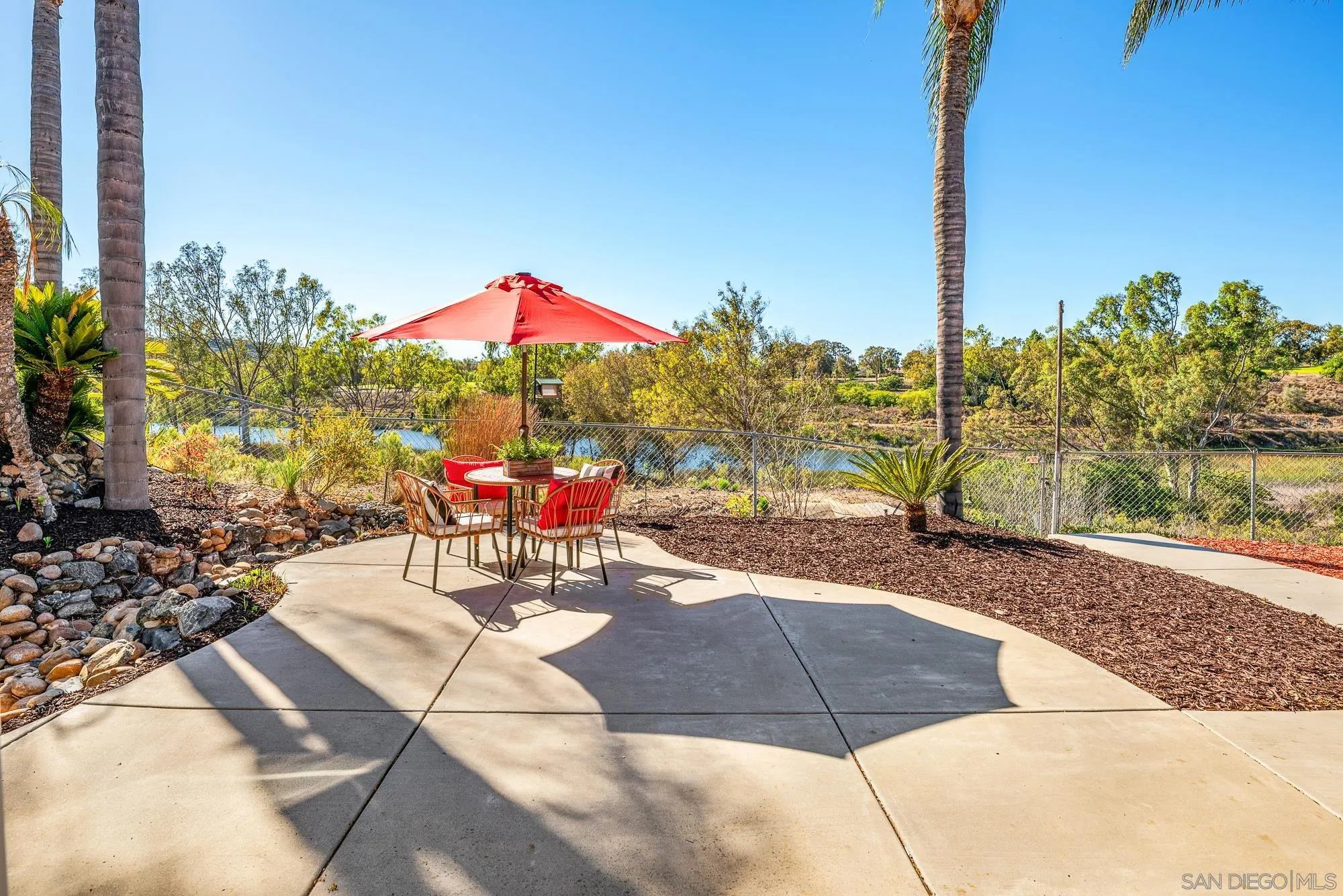 https://cdn.realtyfeed.com/cdn/127/260025103/7dc4c8c2345a1550a744a7b4c18ca303.webp