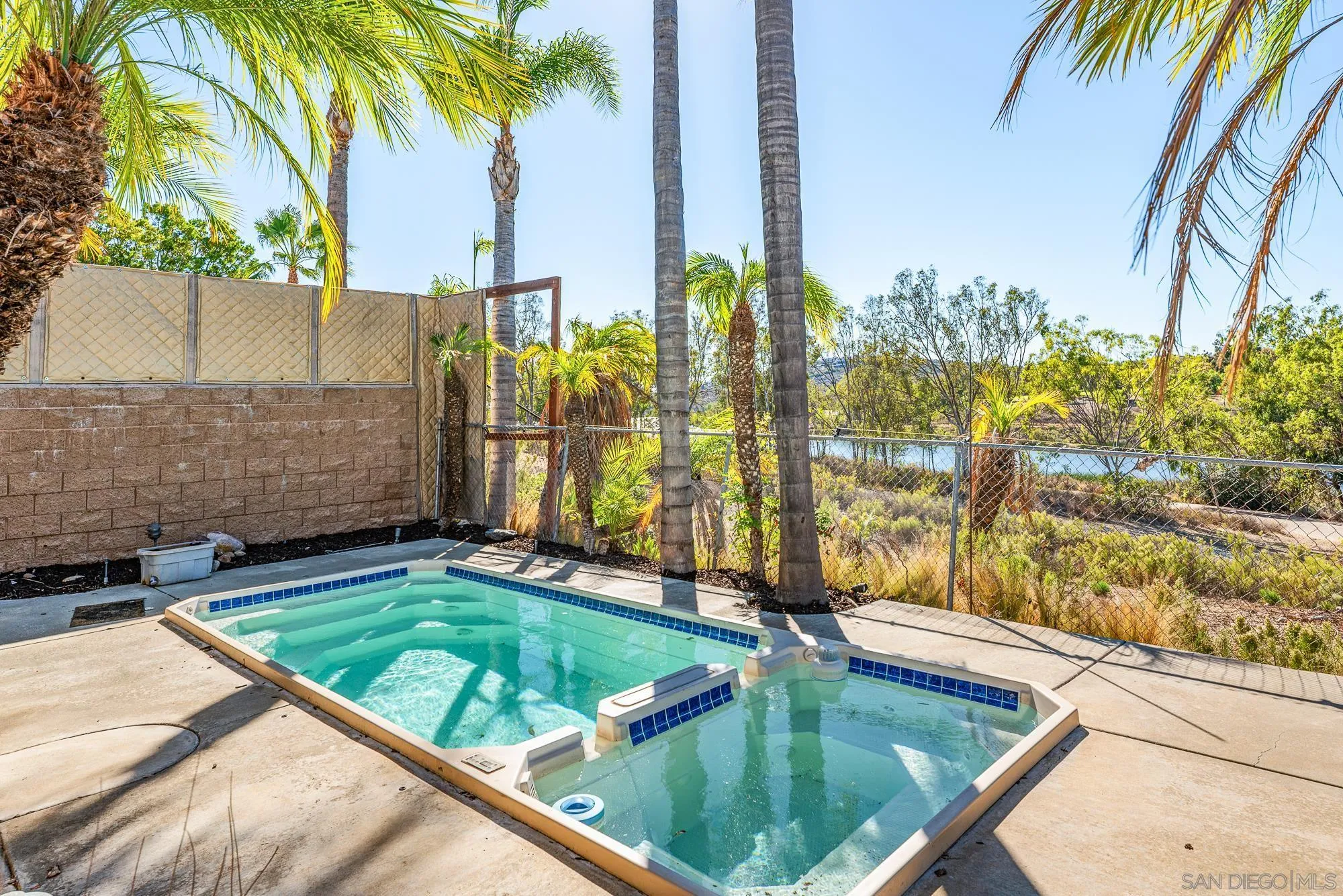 https://cdn.realtyfeed.com/cdn/127/260025103/7dd4d1625cf2fd74810aa74ea1bc8316.webp