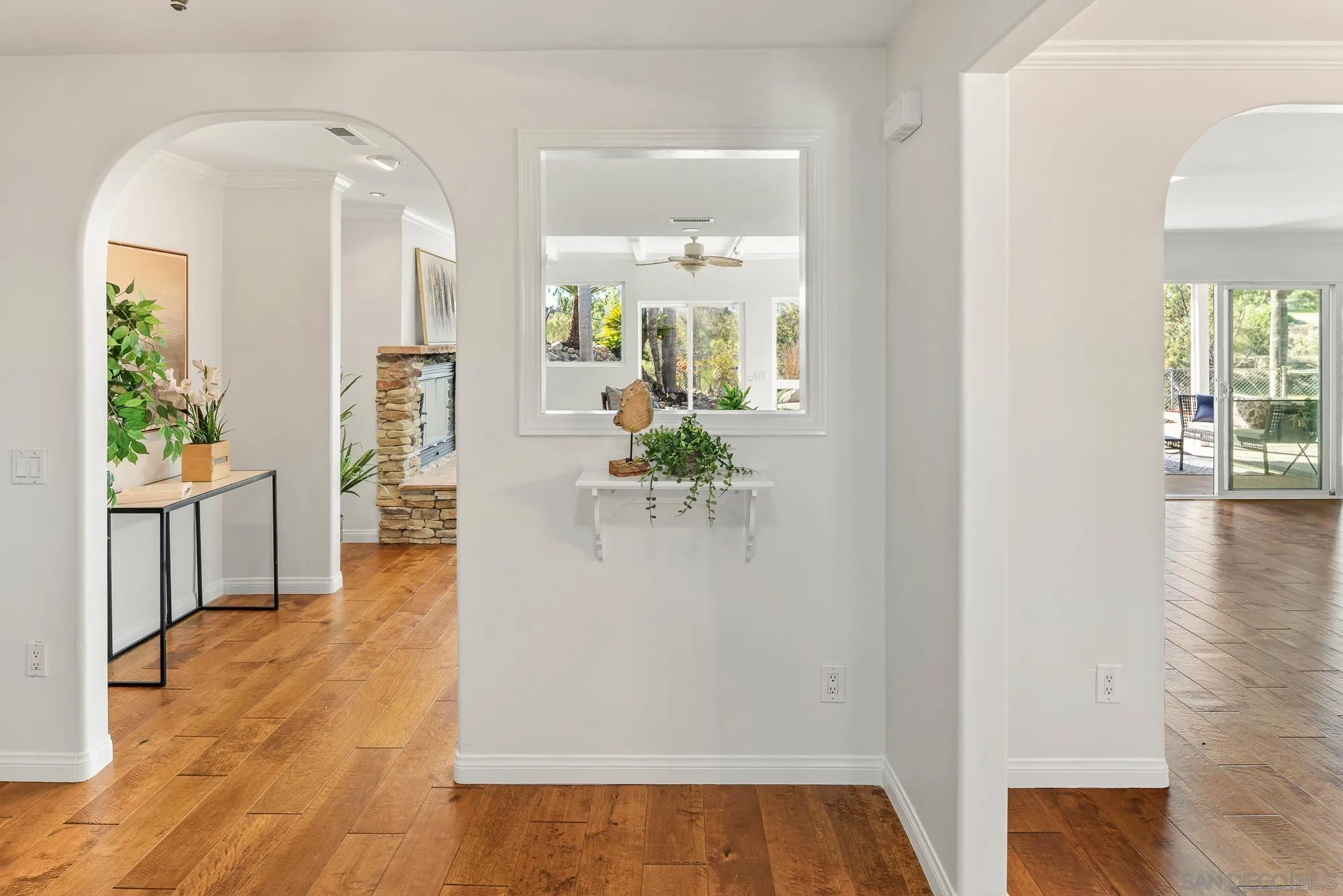 https://cdn.realtyfeed.com/cdn/127/260025103/94299188def39b263f57e56f5fa33e7f.webp