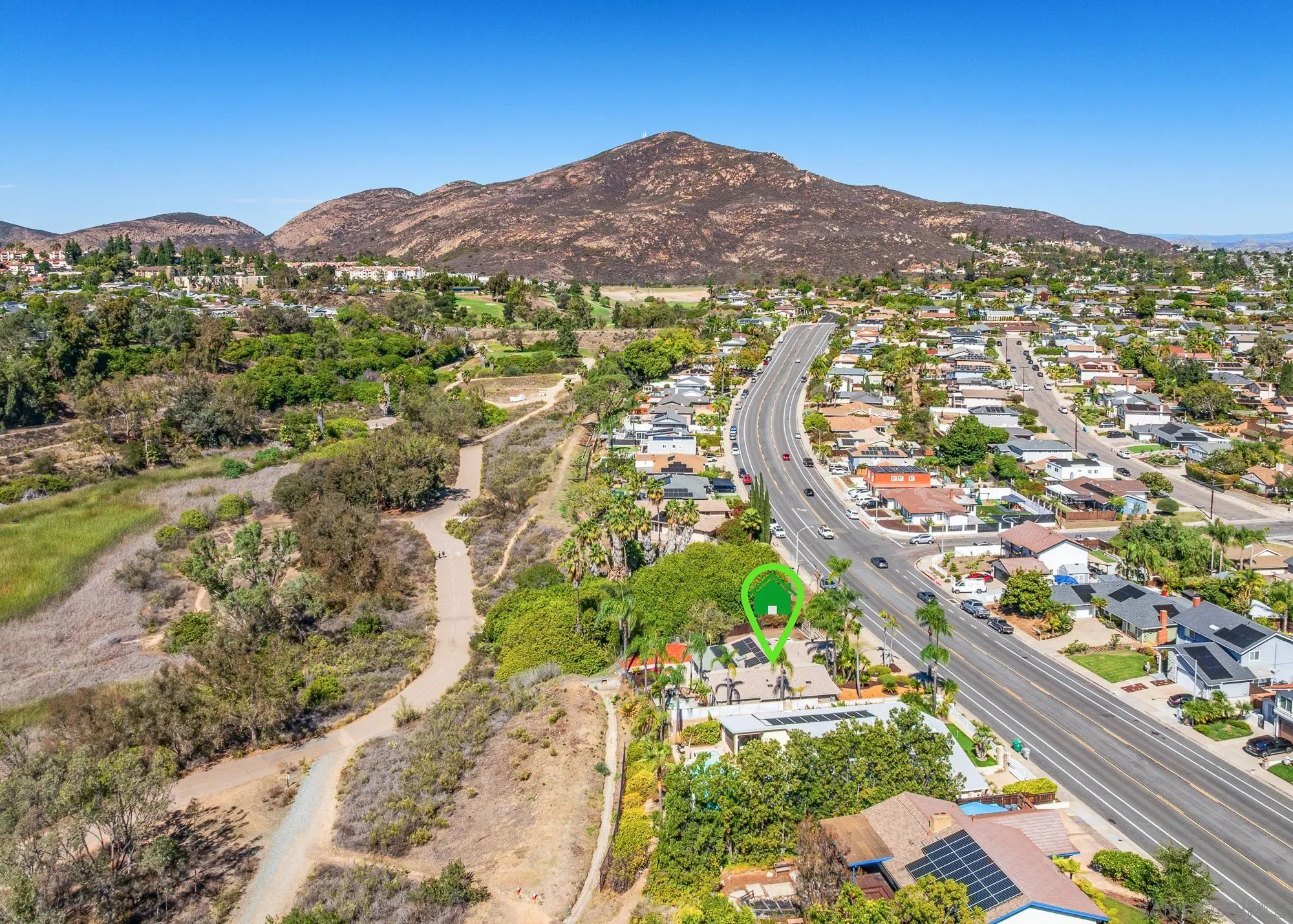 https://cdn.realtyfeed.com/cdn/127/260025103/cc2900aa7d9f959d842a898ff4f72e08.webp