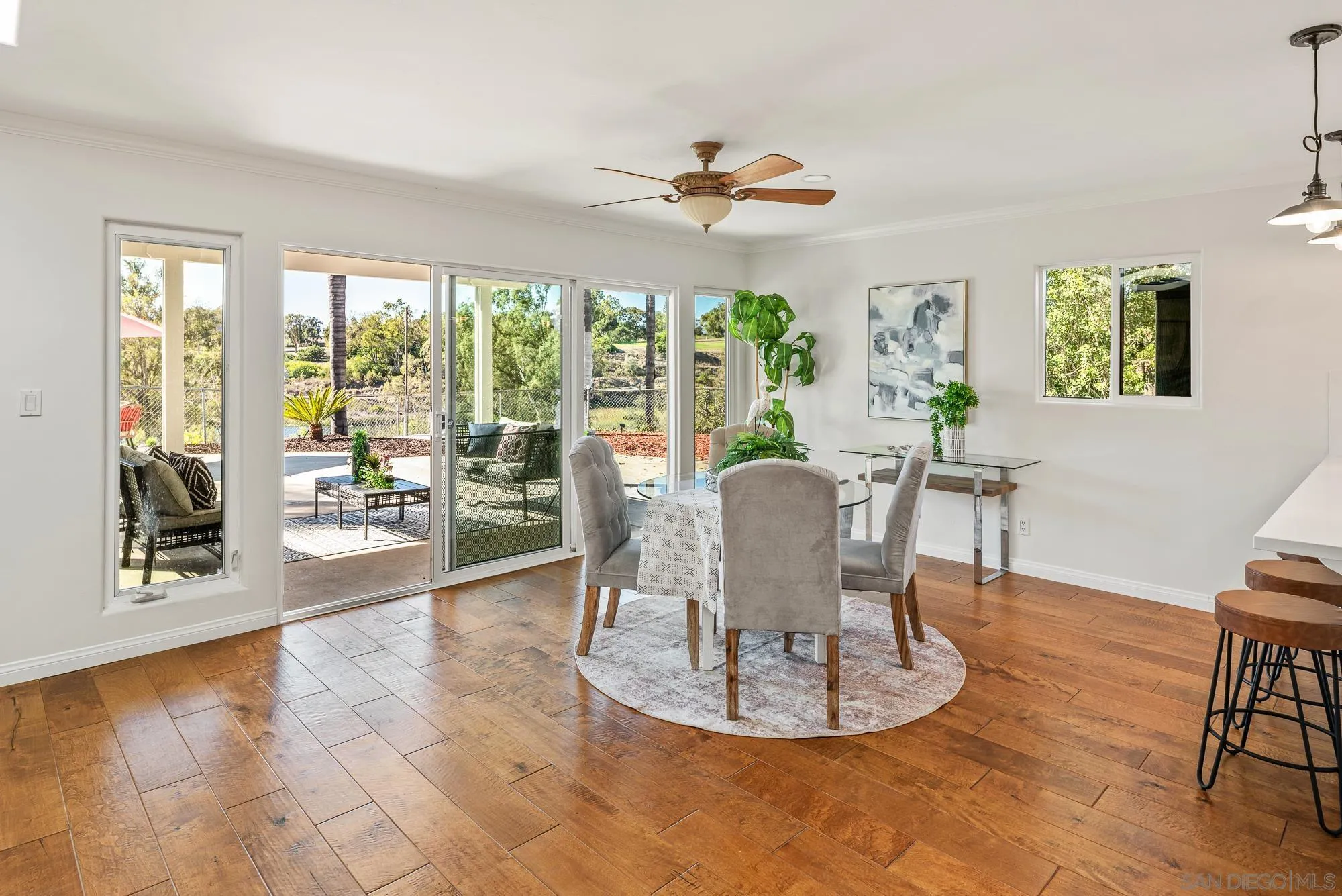 https://cdn.realtyfeed.com/cdn/127/260025103/f9a01ff3a4972c2fc1f93148e571571c.webp
