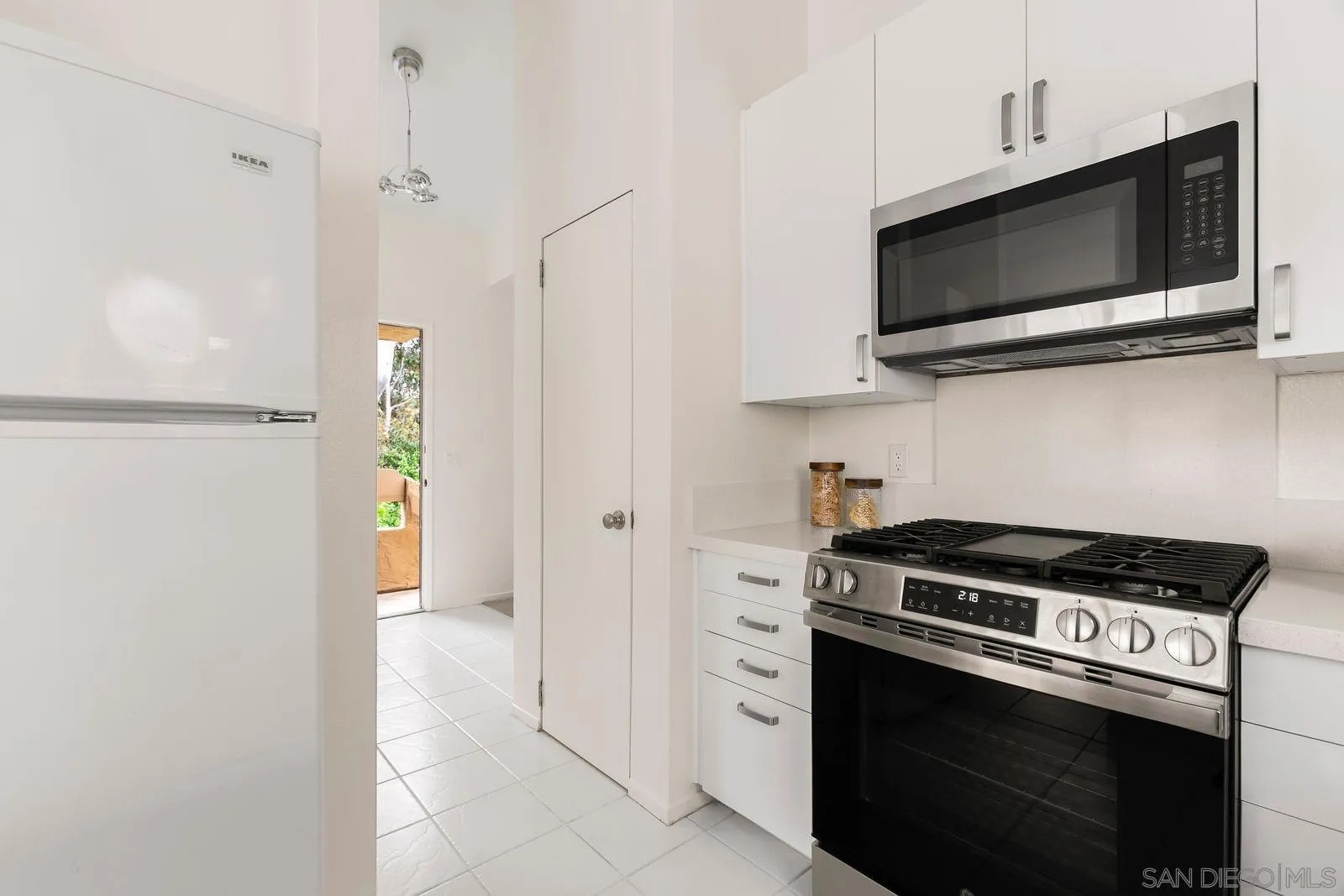 https://cdn.realtyfeed.com/cdn/127/260025105/f80f232fa90c67c11aa02f7d45024a9c.webp