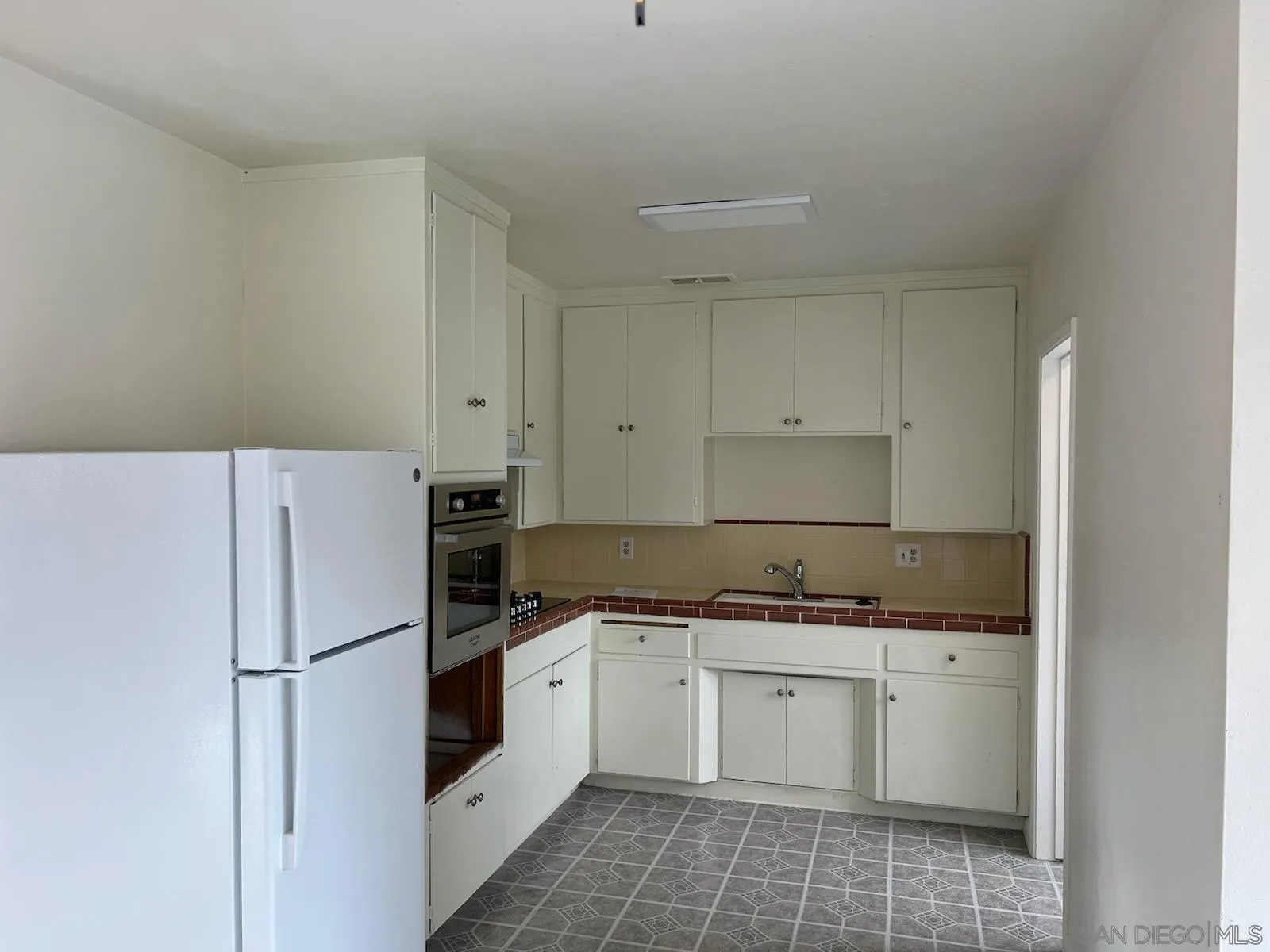 3580 Adams Ave, San Diego, CA 92116, photo 6