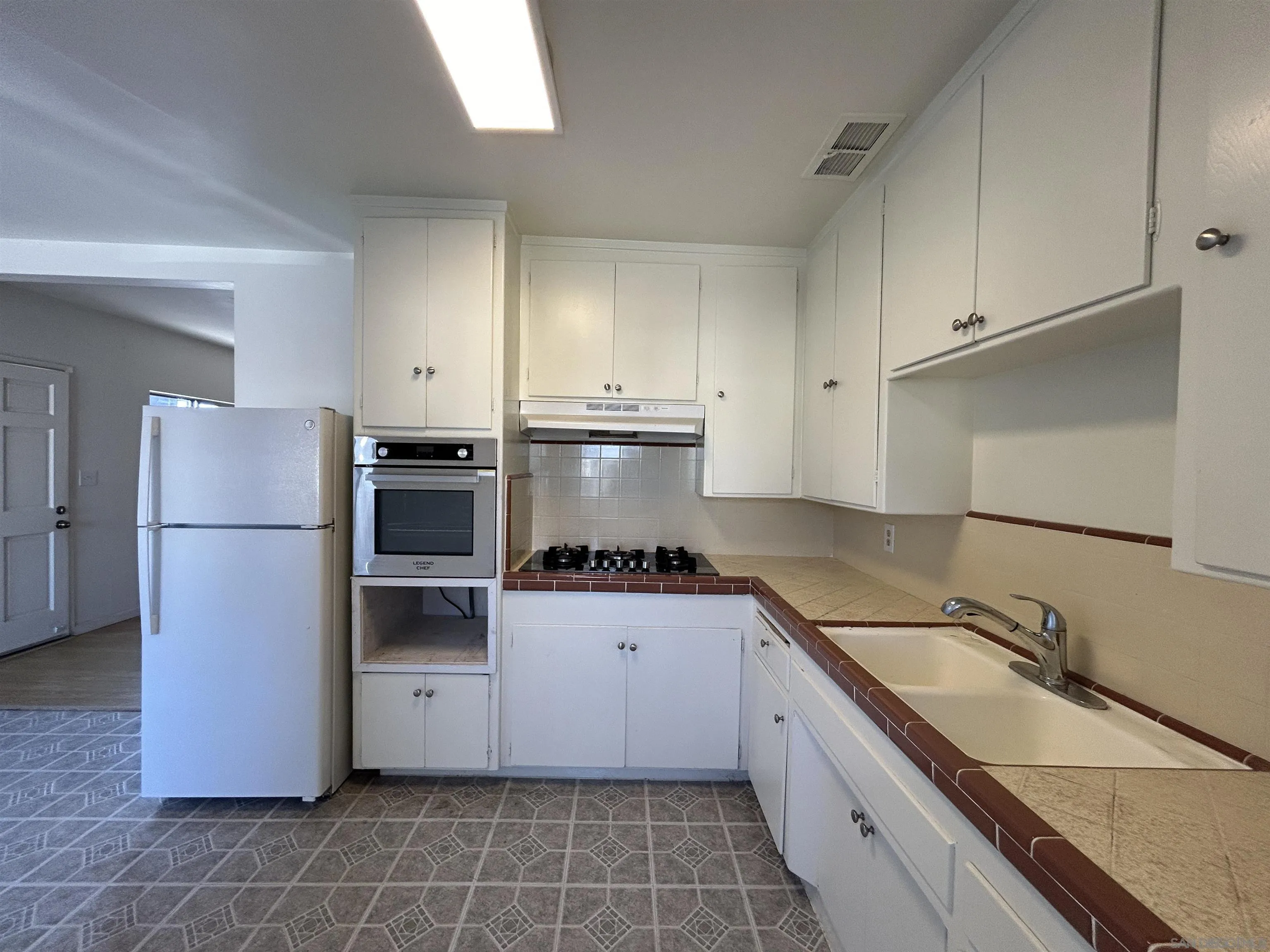 3580 Adams Ave, San Diego, CA 92116 - Photo 5 of 13, San Diego, CA