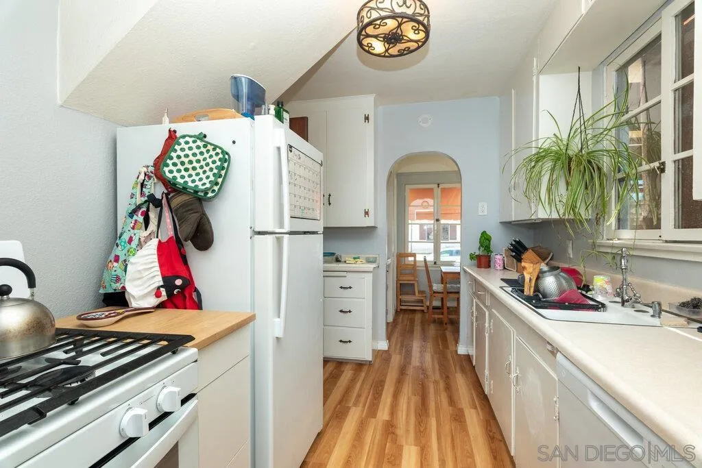 1240 Golden Gate Dr., San Diego, CA 92116, photo 20