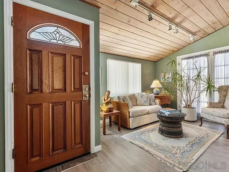 https://cdn.realtyfeed.com/cdn/127/260025116/0a53e8dc1b97744907b6cbb438722b9e.webp