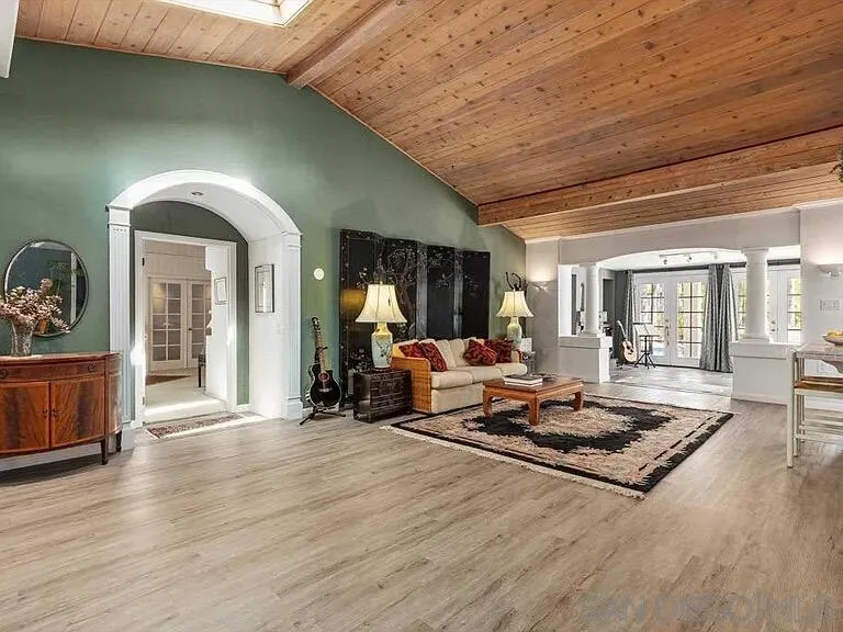 https://cdn.realtyfeed.com/cdn/127/260025116/6a131dc37624207632d43e6605dcfcc8.webp