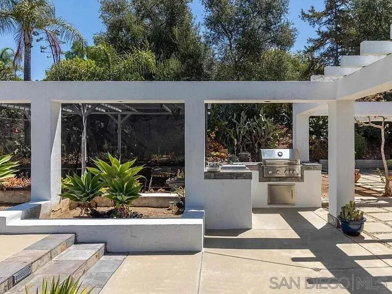 https://cdn.realtyfeed.com/cdn/127/260025116/a8e7d8f51a89969dbf05a9bee66f9f1a.webp