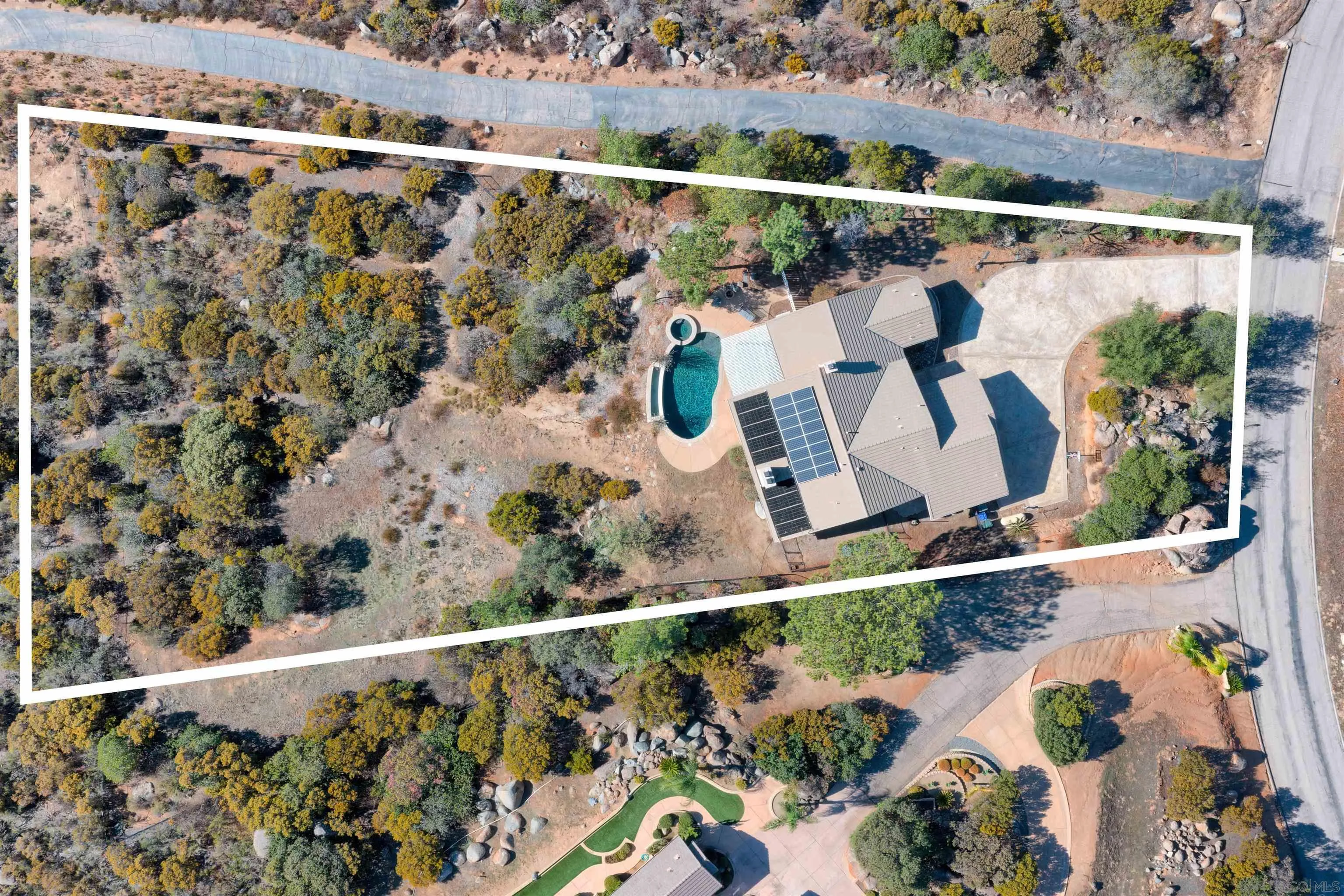 https://cdn.realtyfeed.com/cdn/127/260025117/2b6f3cacce6122ba29ec6c78d332d711.webp