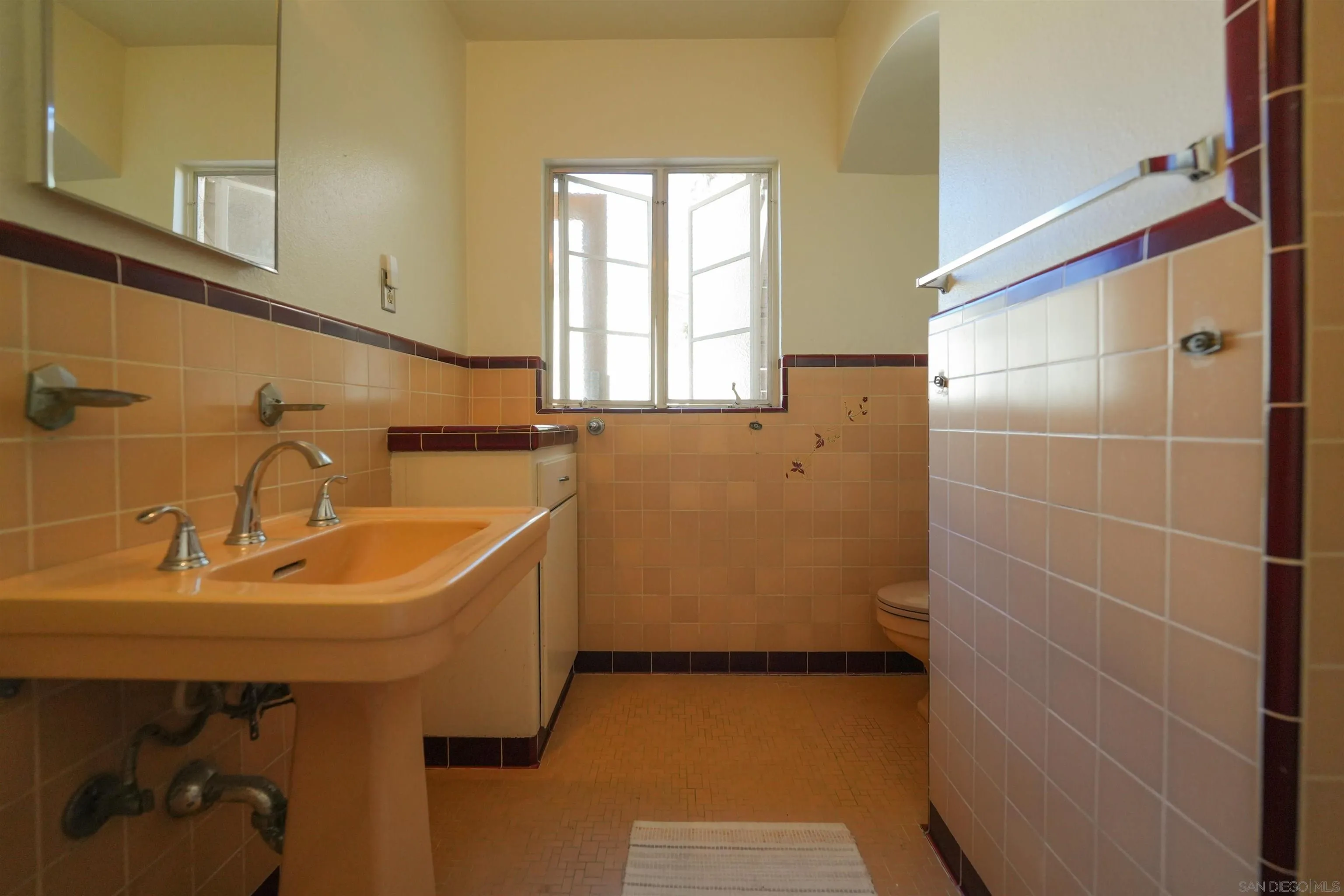 3365 State St, San Diego, CA 92103 3365 State St, San Diego, CA 92103
