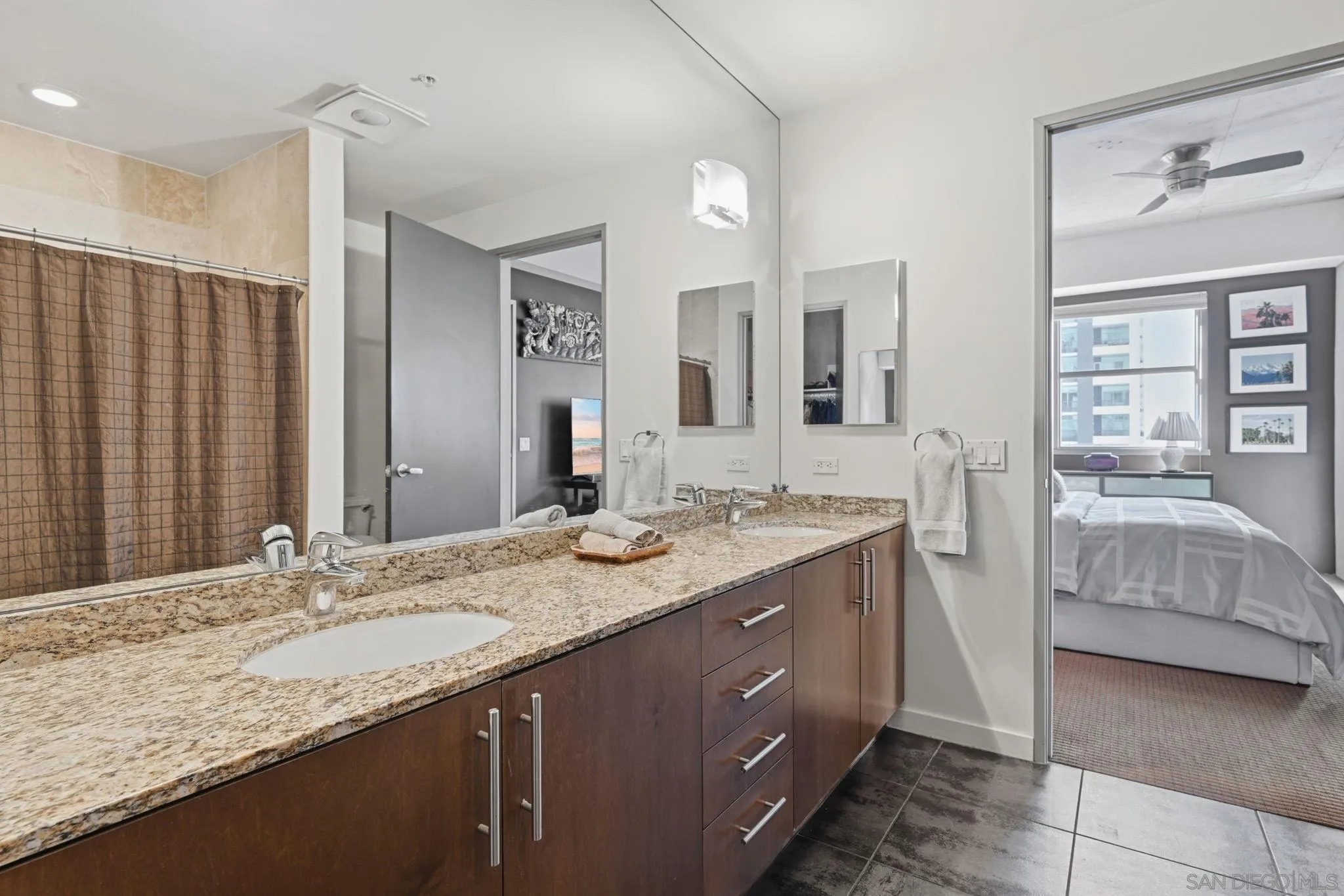 https://cdn.realtyfeed.com/cdn/127/260025120/303e49947c42b999bce64fae94c86b6e.webp