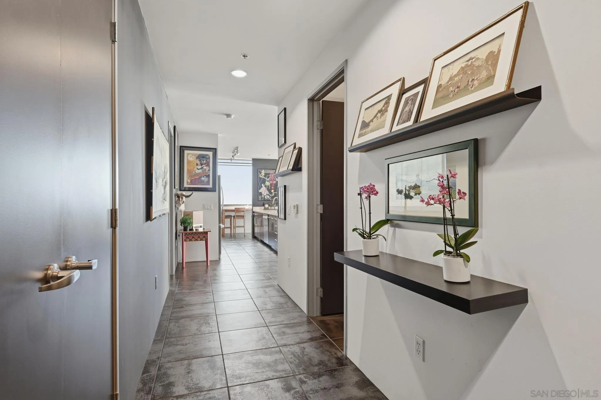 https://cdn.realtyfeed.com/cdn/127/260025120/534c53a3c89259c4bf7d6b6a269dbe63.webp