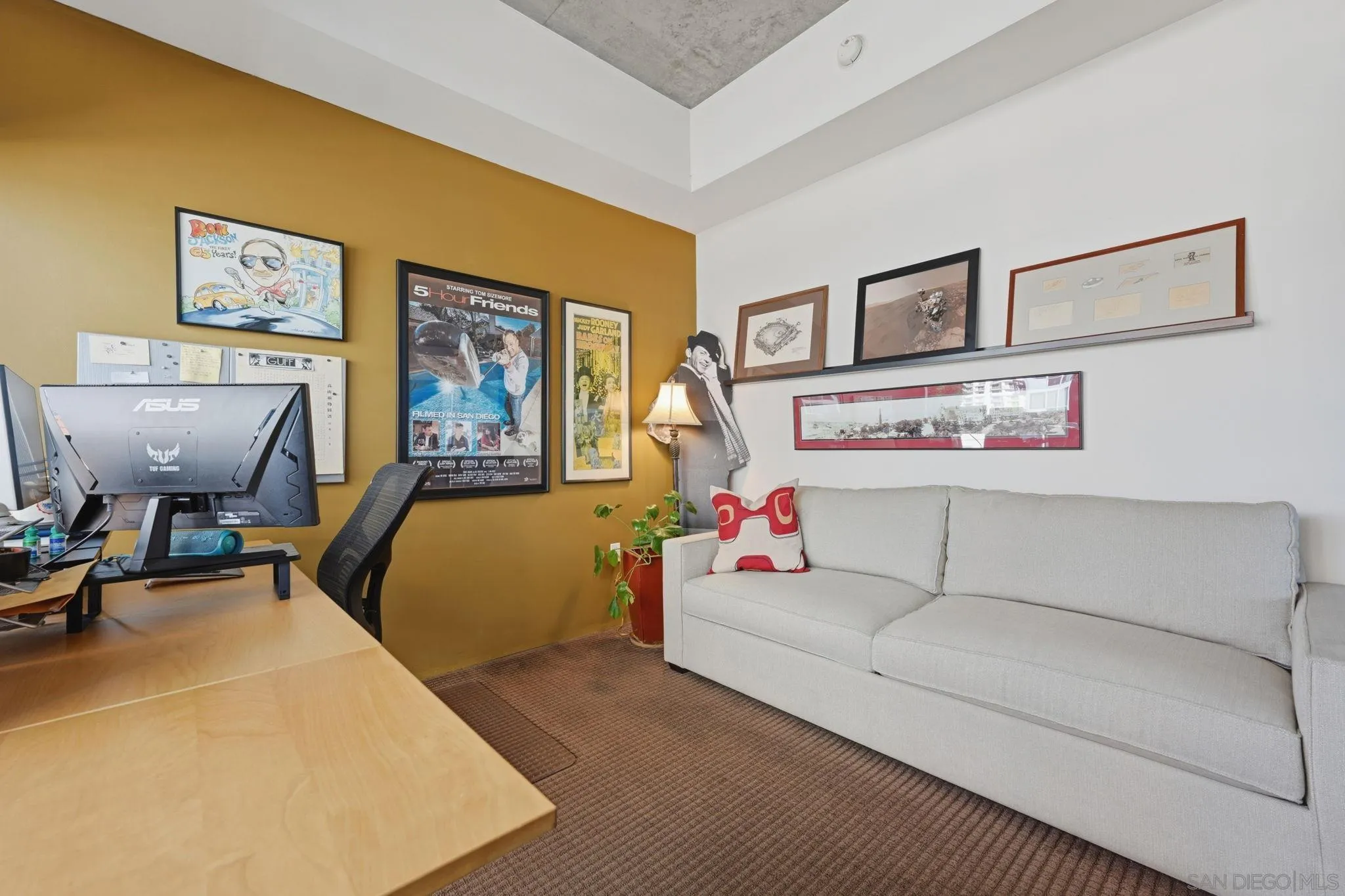 https://cdn.realtyfeed.com/cdn/127/260025120/7c087ddfa17e942bb918f43cff2ea63f.webp