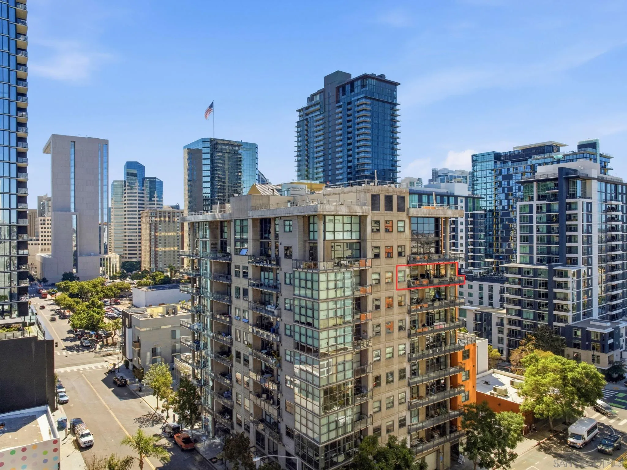 https://cdn.realtyfeed.com/cdn/127/260025120/99d122098471b4f61dd8accadbd47e3d.webp