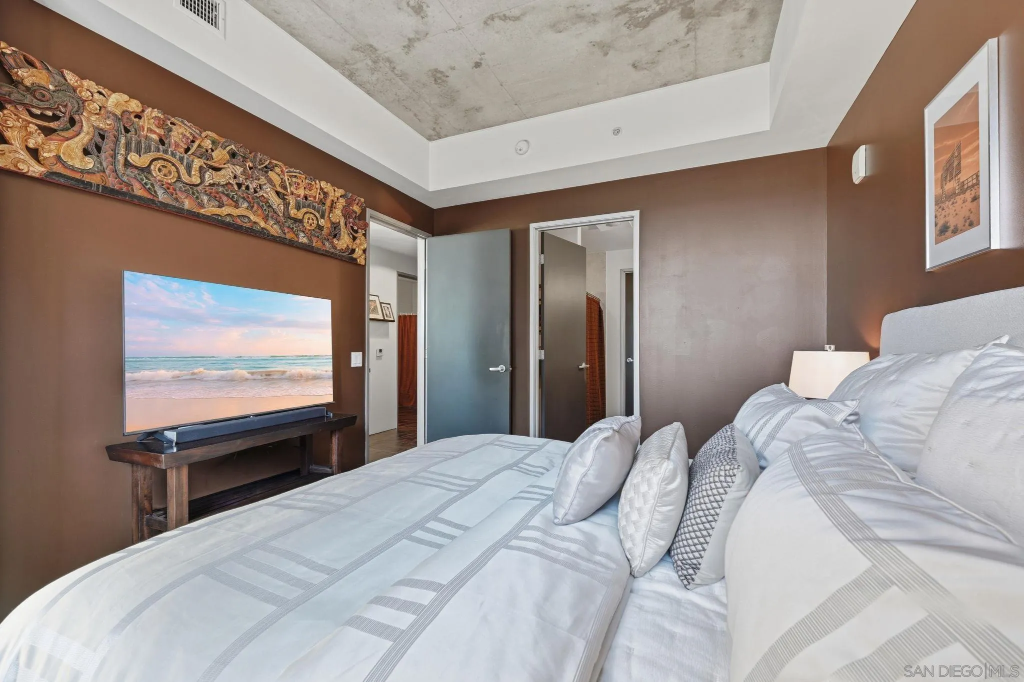 https://cdn.realtyfeed.com/cdn/127/260025120/c18e0d24e625c539f5a0cefd16d41796.webp
